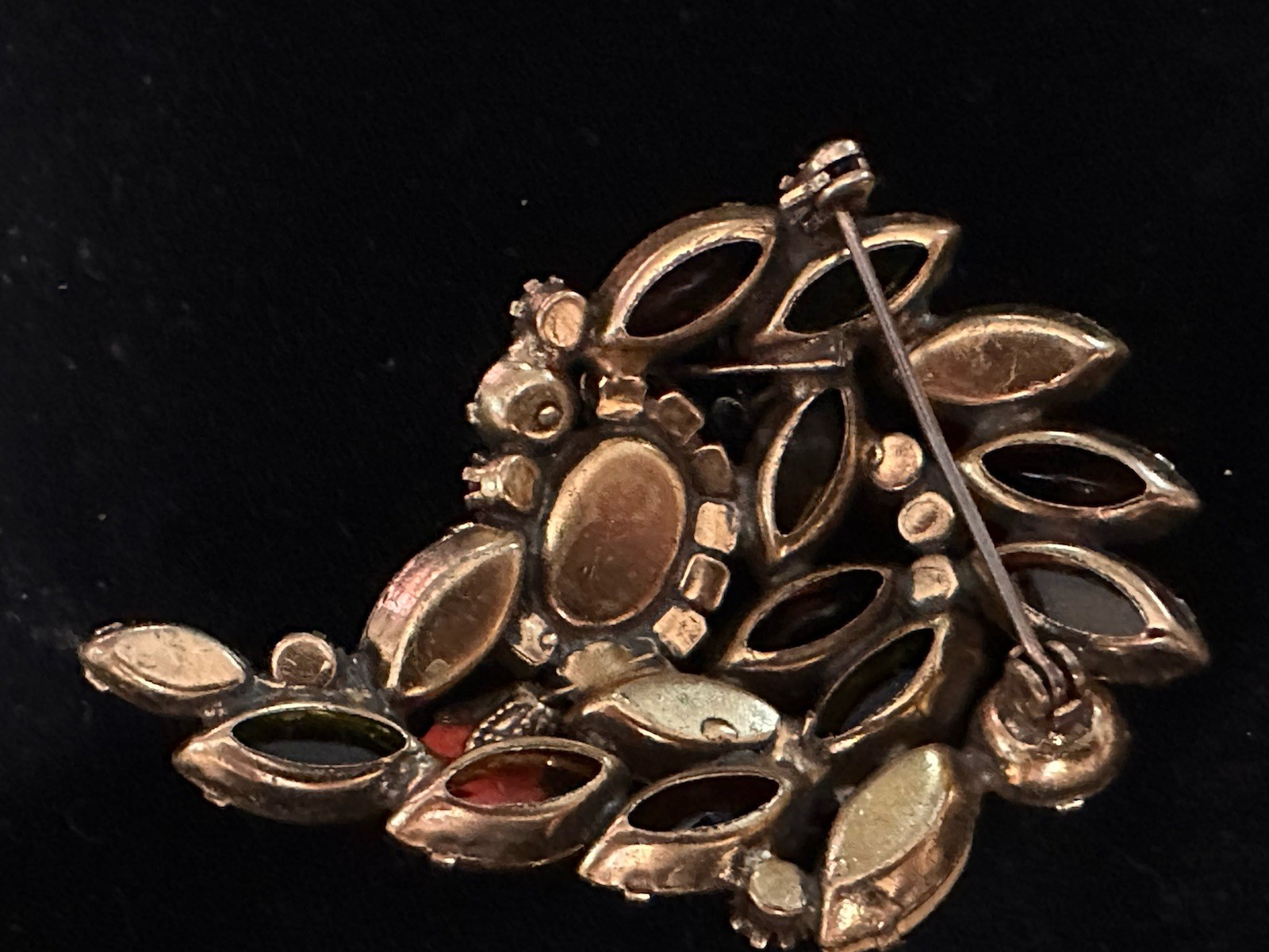 Vintage Delizza & Elster Juliana Brown Orange Olivine Rhinestone Cabachon Brooch
