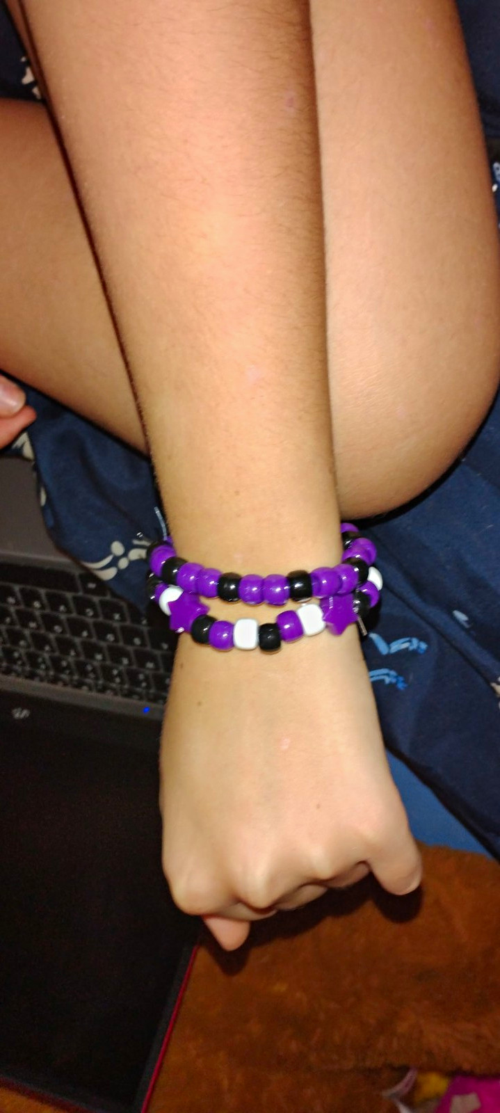 Purple Black Plastic Round Beaded Stretch Slip-On Bracelet No Stone