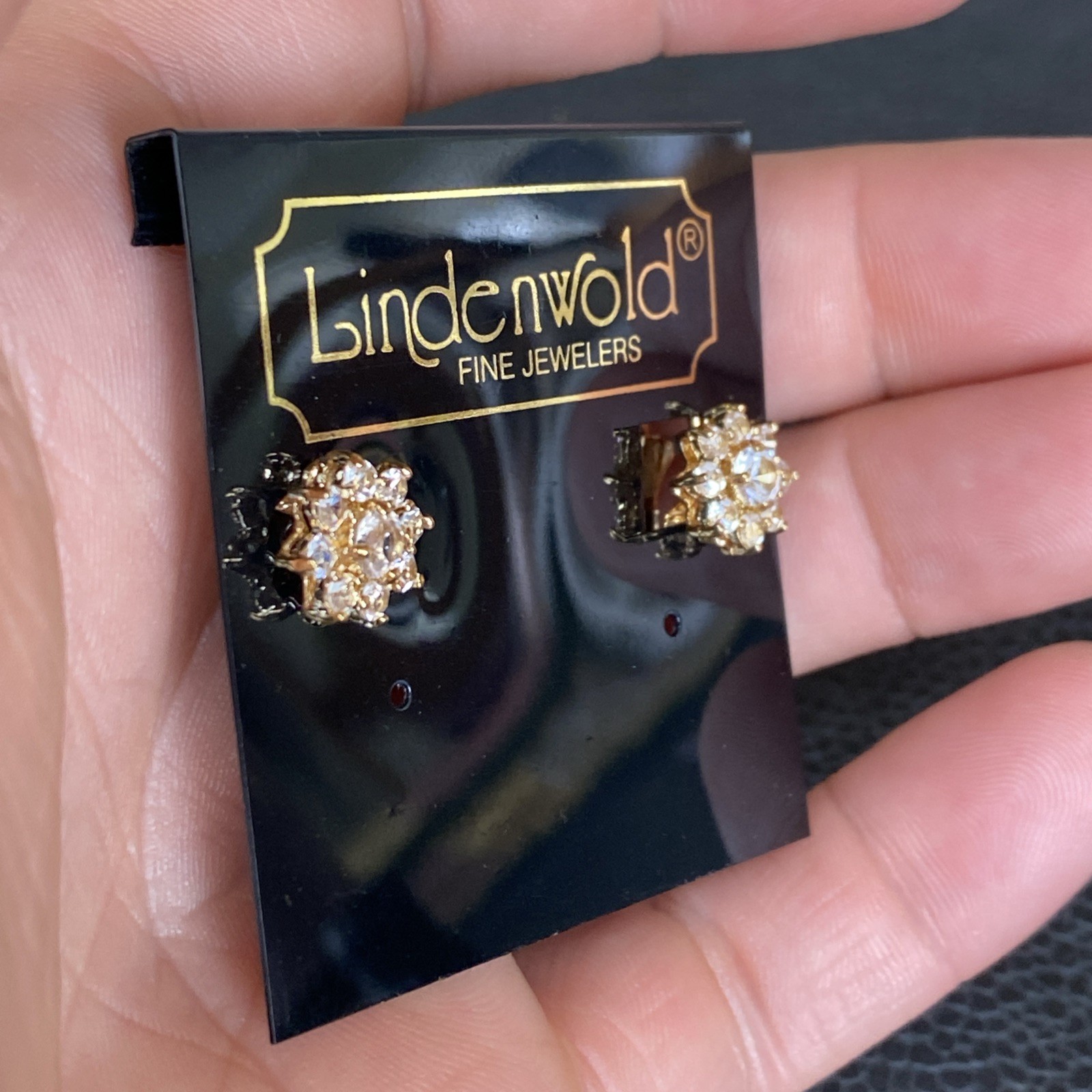 Vtg Lindenwold Fine Jewelers Gold Tone Faced Crystal Rhinestone Cubic Z Clip On