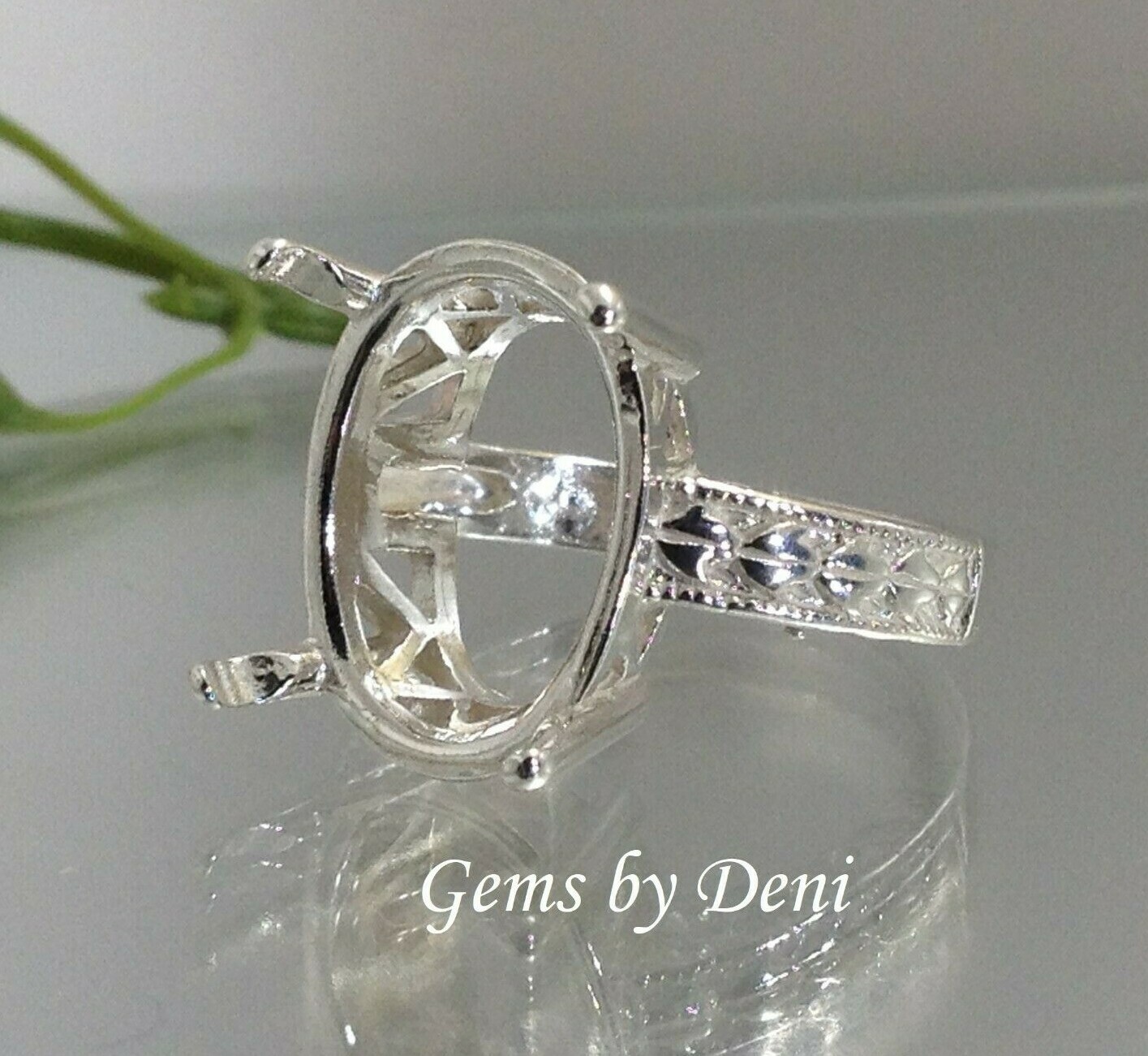 (7×5-18x13mm) Oval Engraved Shank Sterling Silver Ring Setting Size 7
