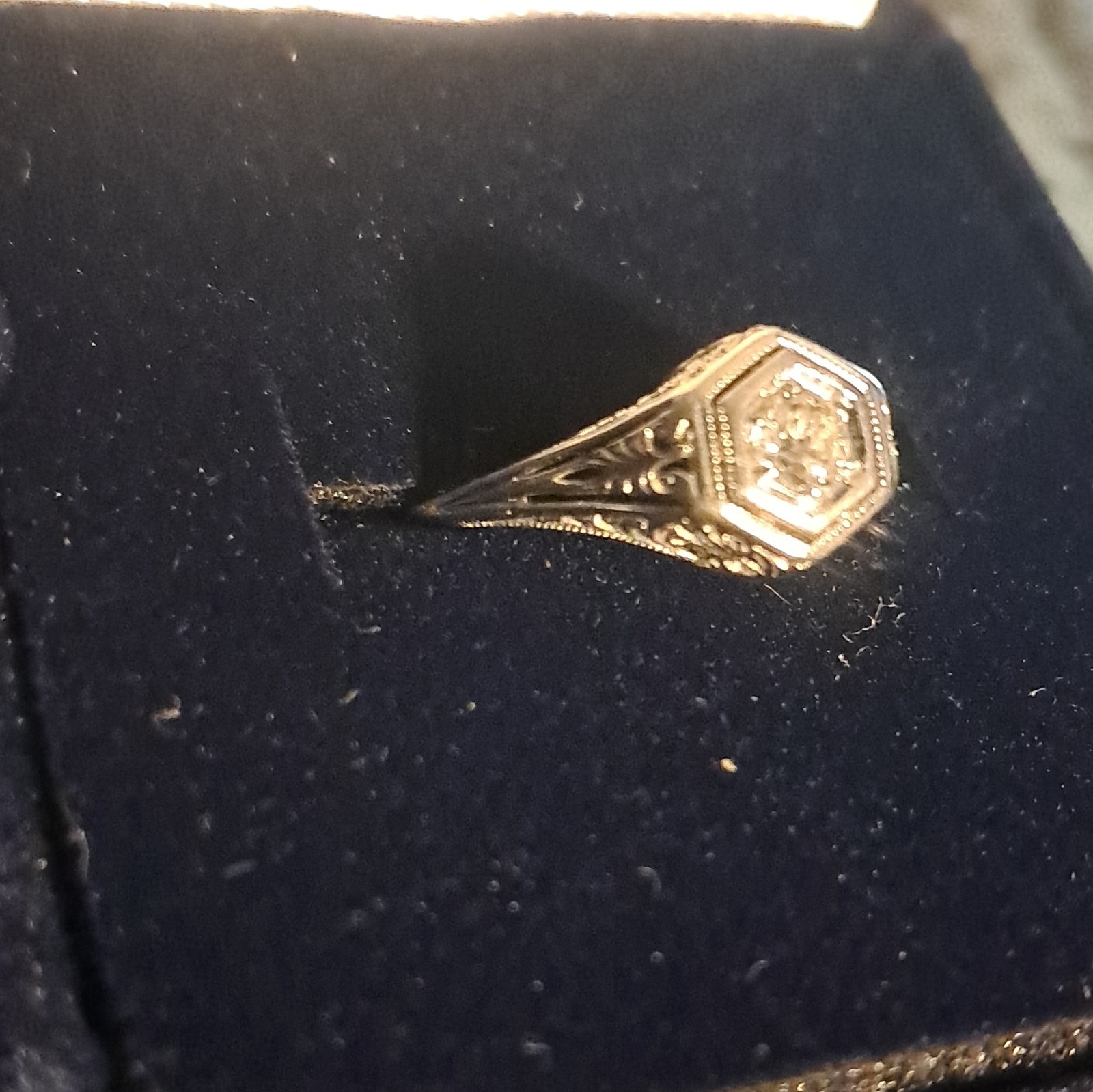 Vintage Style Silver Tone Ring Hexagon Setting with Clear Stone Filigree Detail