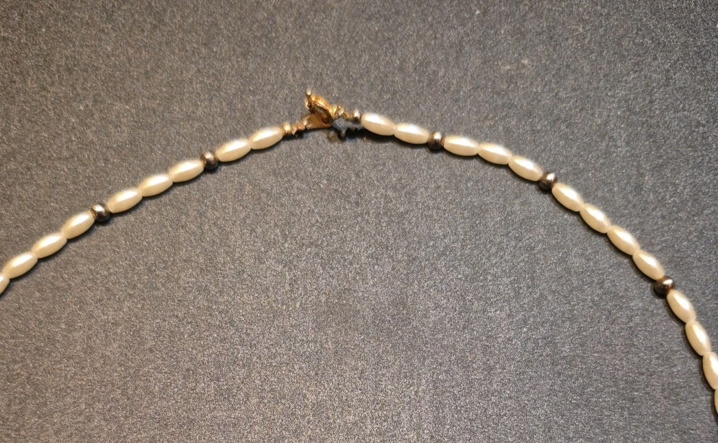 Beaded Necklace Cream Ivory Brown Gold Accent 18in Fashion Jewelry