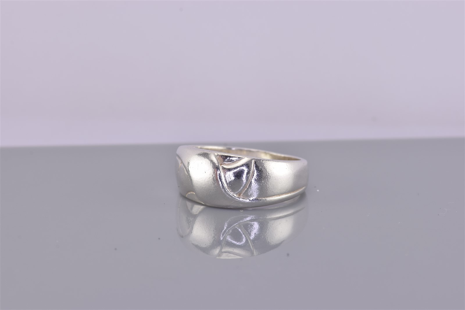 CMI Sterling Silver Flat Fold Over Carved Swirl Dome Band Ring 925 Sz: 8