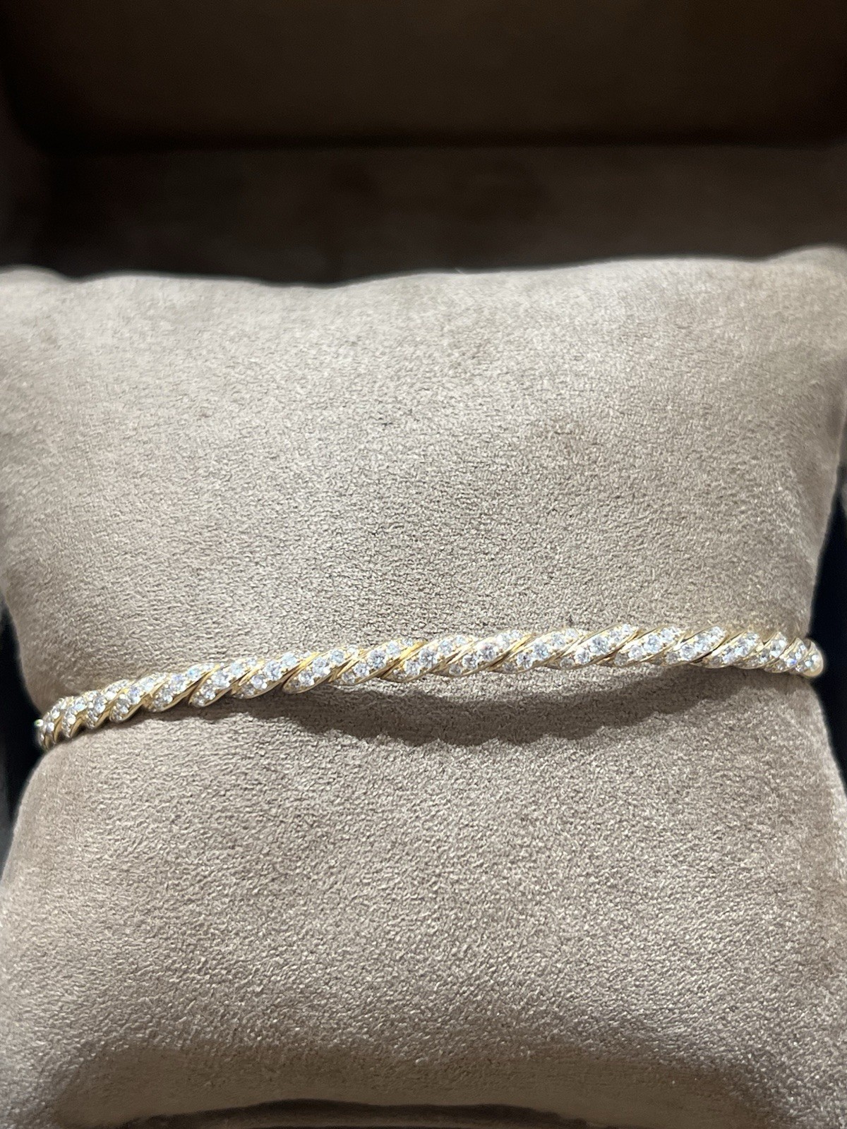 David Yurman 18k Yellow Gold and diamond pave flex bracelet size m $7900 value