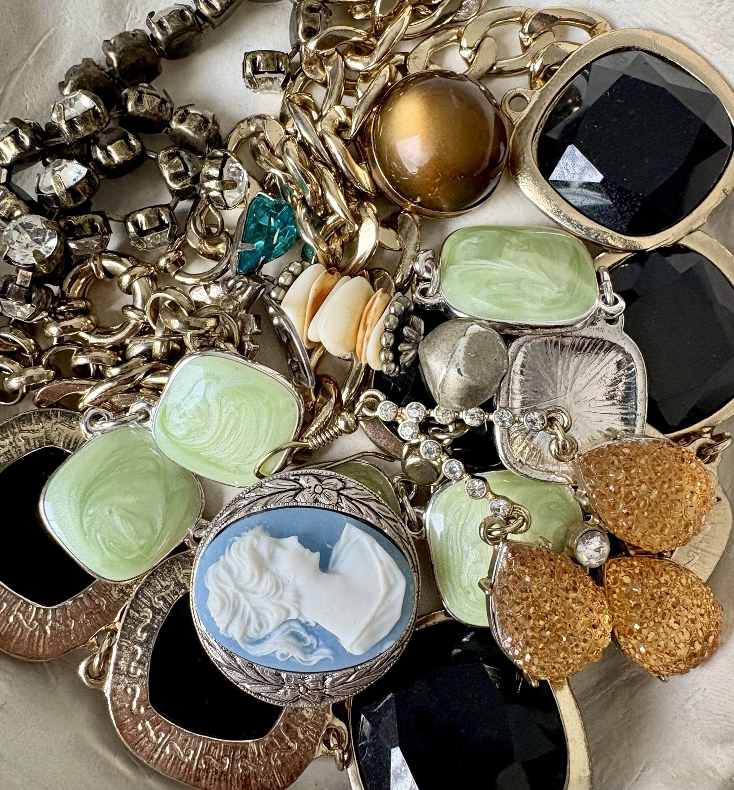 50+ pcs Vintage/Scrap Lot of Pendants Charms and Beads for Crafts Jewelry Making