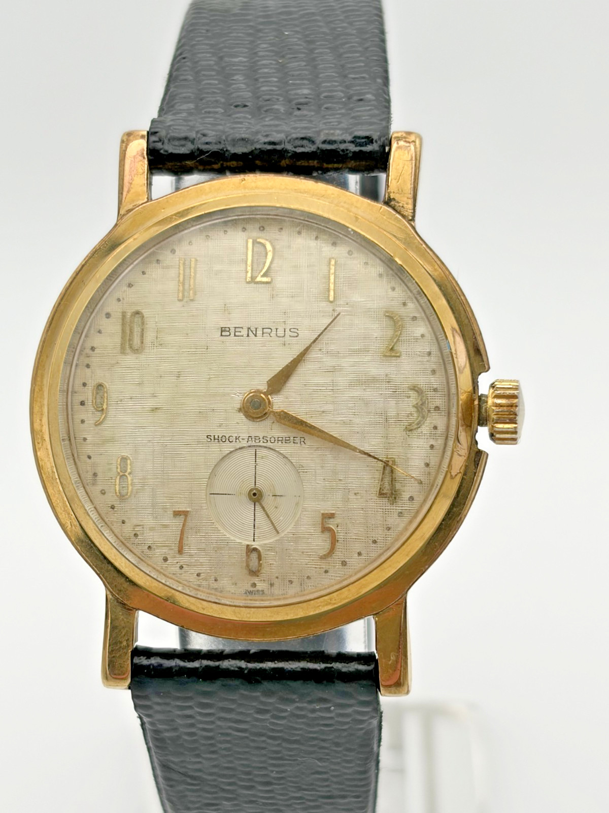 Benrus Men’s Round Manual Wind Vintage Mechanical Wristwatch – Lot 134