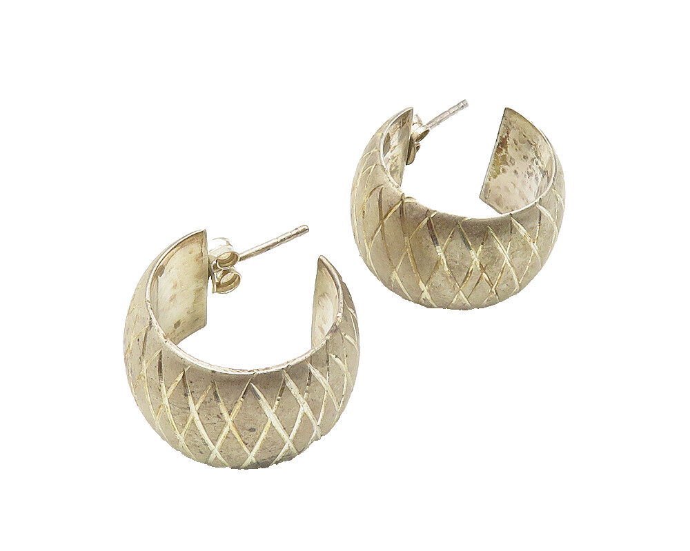 925 Sterling Silver Vintage Diamond Shape Pattern JHoop Earrings EG5691