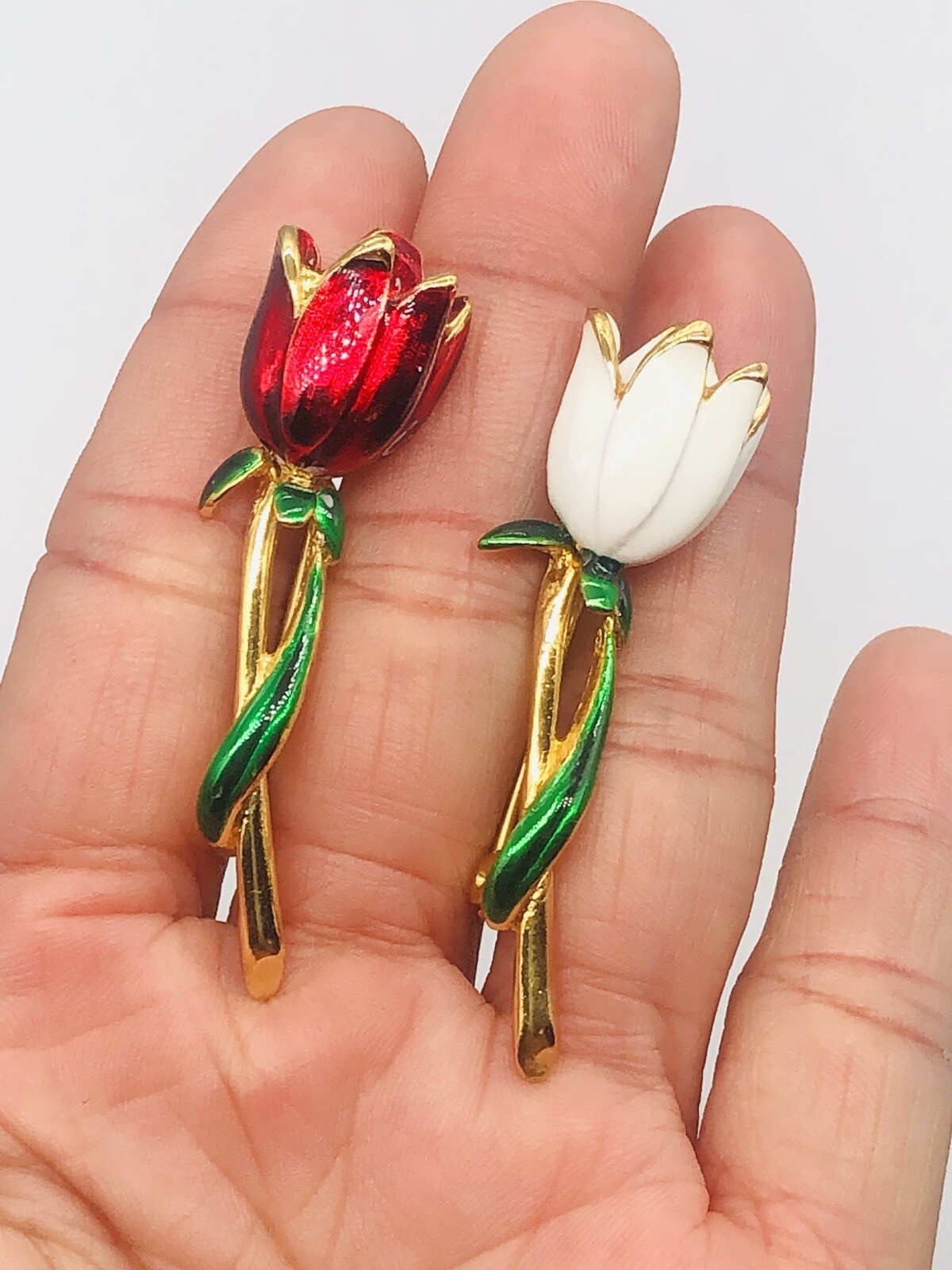 Lot Of 2 Vtg Signed A2939 SPHINX? Red White Green Enamel Tulip Flower Pin Brooch