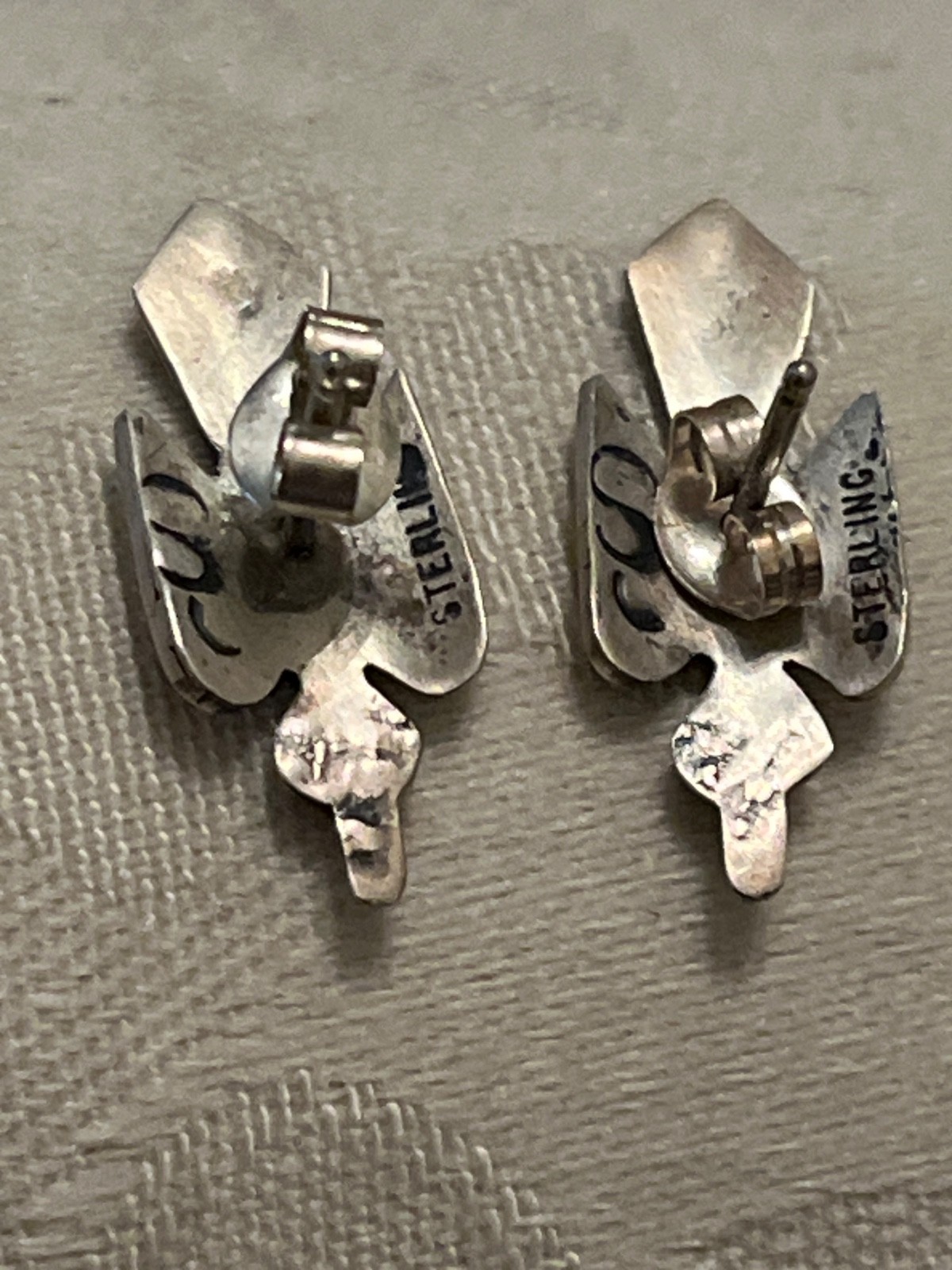 Old pawn Tommy Singer sterling turquoise chip peyote bird studs 101225eCHZGI