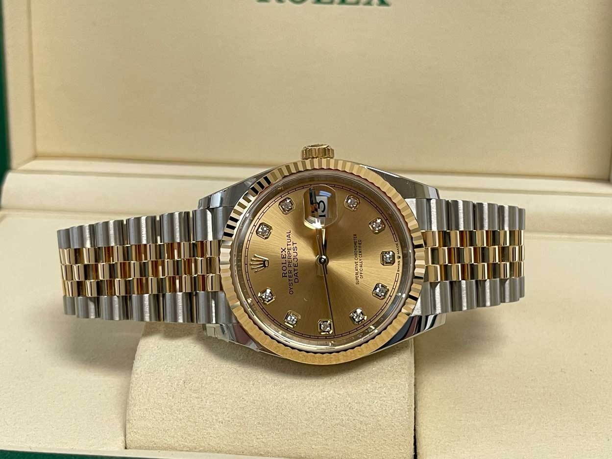 Rolex Datejust 36 SS/Yellow Gold 126233 Champagne Diamond Jubilee