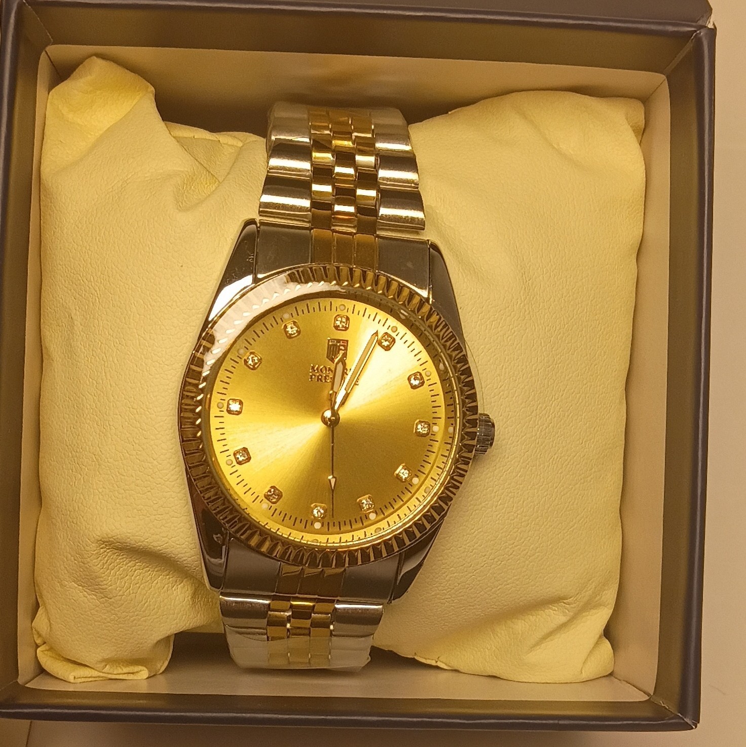 Montres Prestige X Invicta Two-Tone Quartz Watch Gold Dial Fluted Box NWB
