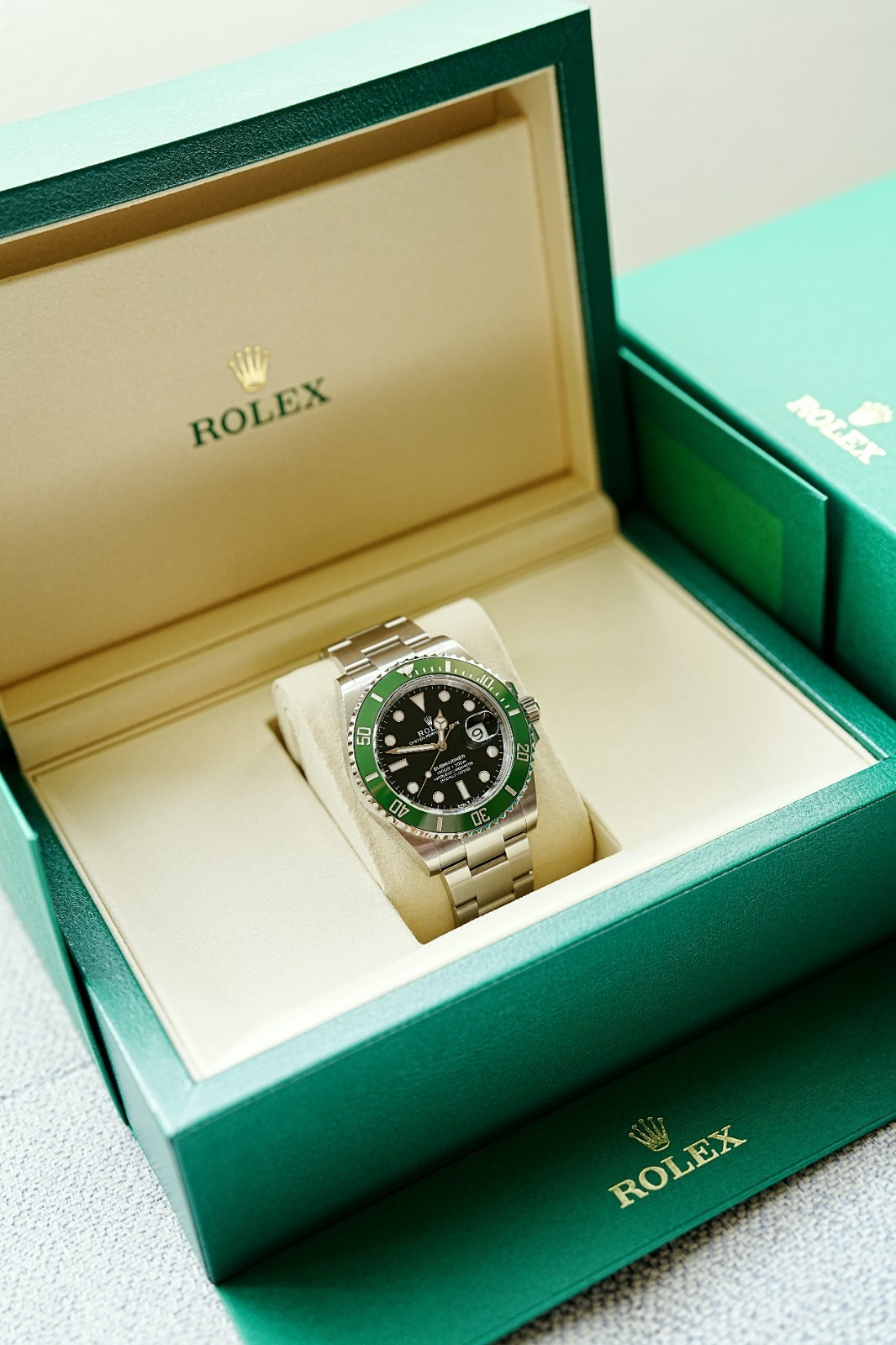 Rolex Submariner Date Starbucks 2026 – 126610LV | Unworn Full Set – 41 MM