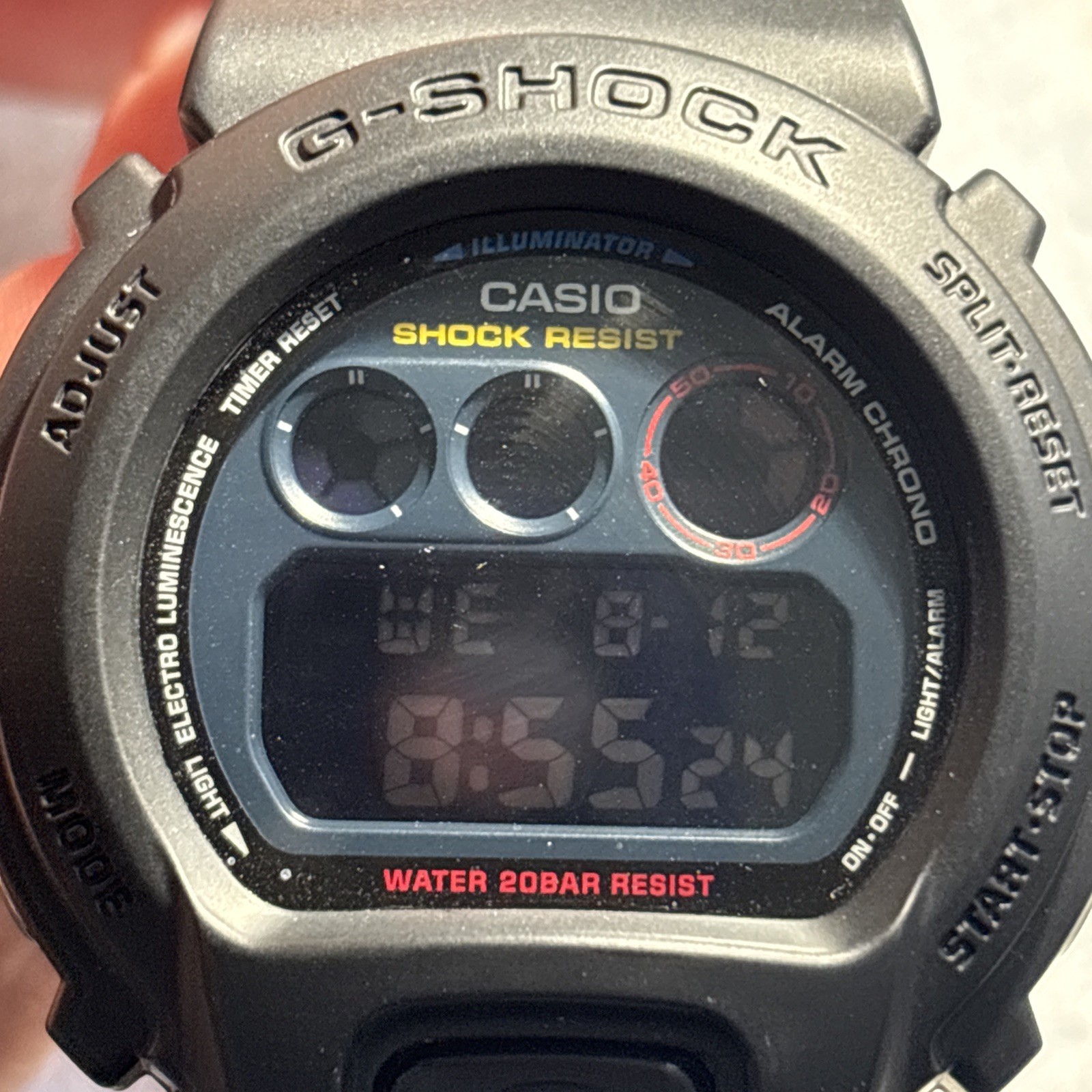 RARE G-SHOCK CASIO Digital Watch DW-6900BMC-1 NEO TOKYO CITY Edition