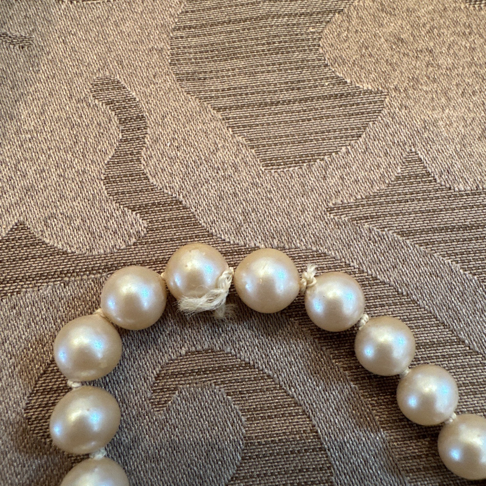 Classic Single Strand Pearl Necklace Cream Champagne Round Beaded Vintage Style