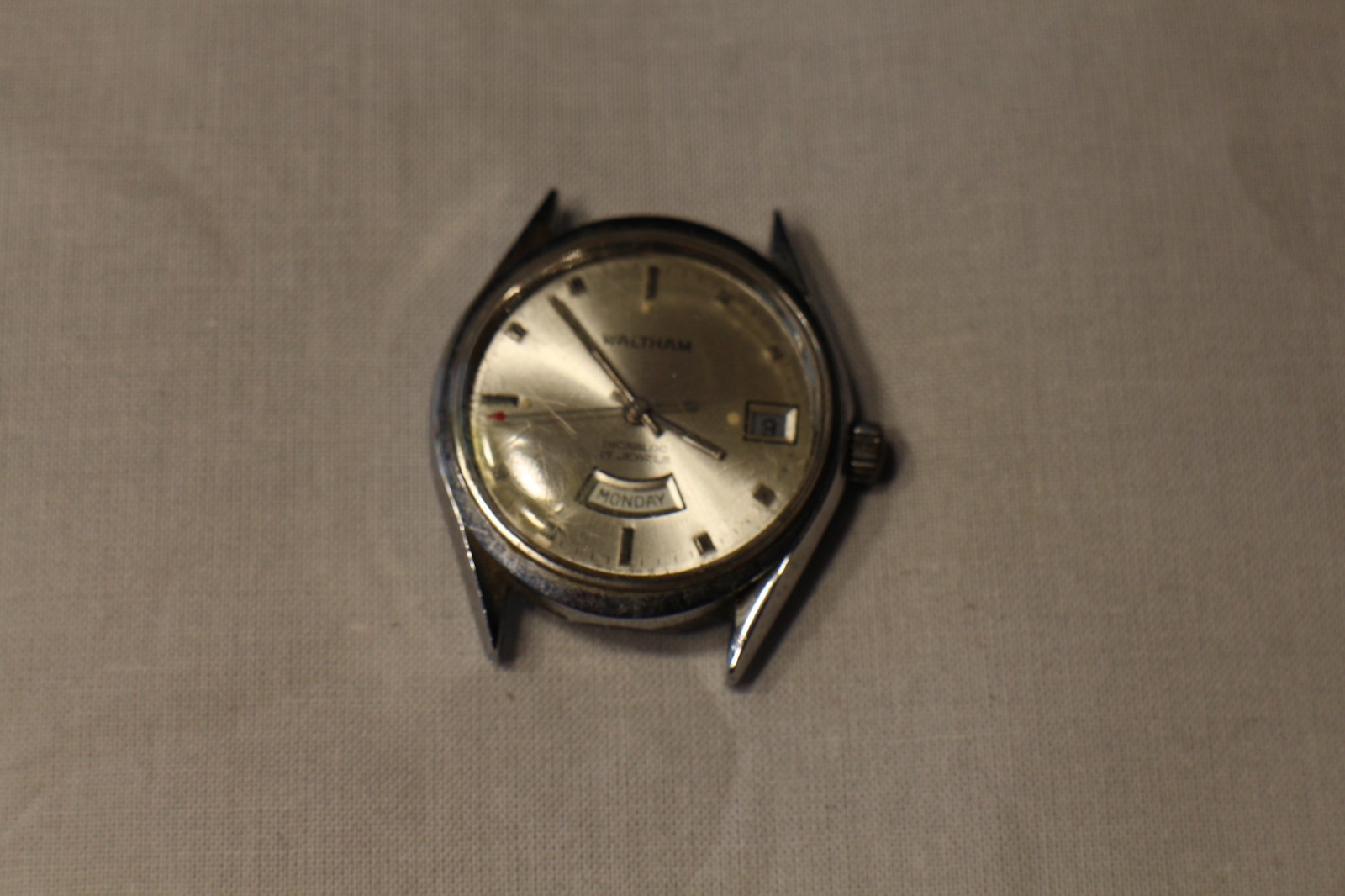 WALTHAM VINTAGE MENS WATCH — 17 JEWEL, WORKING WIND UP