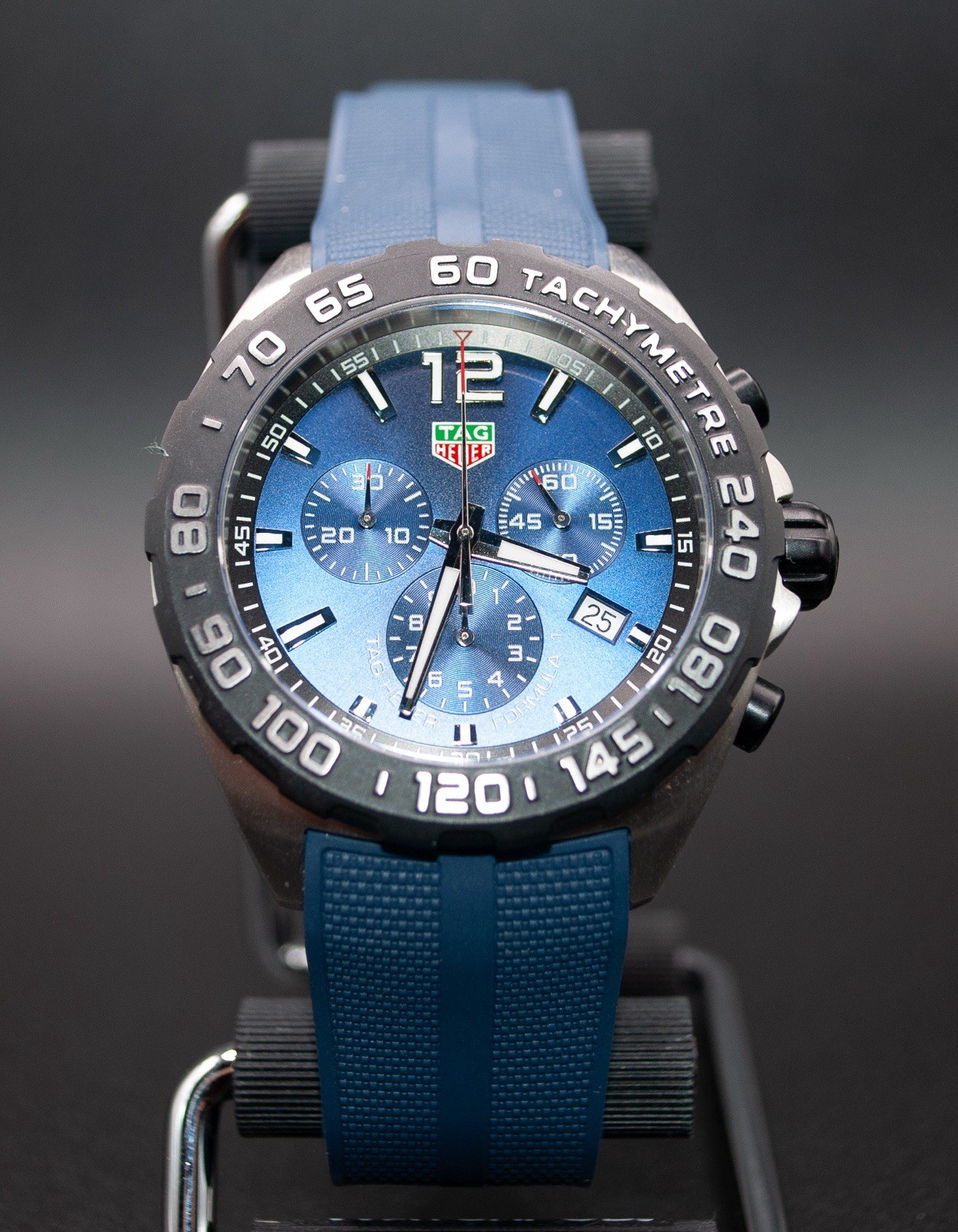 TAG HEUER QUARTZ CHRONOGRAPH FORMULA 1 blue MEN’S WATCH CAZ101V RUBBER BAND