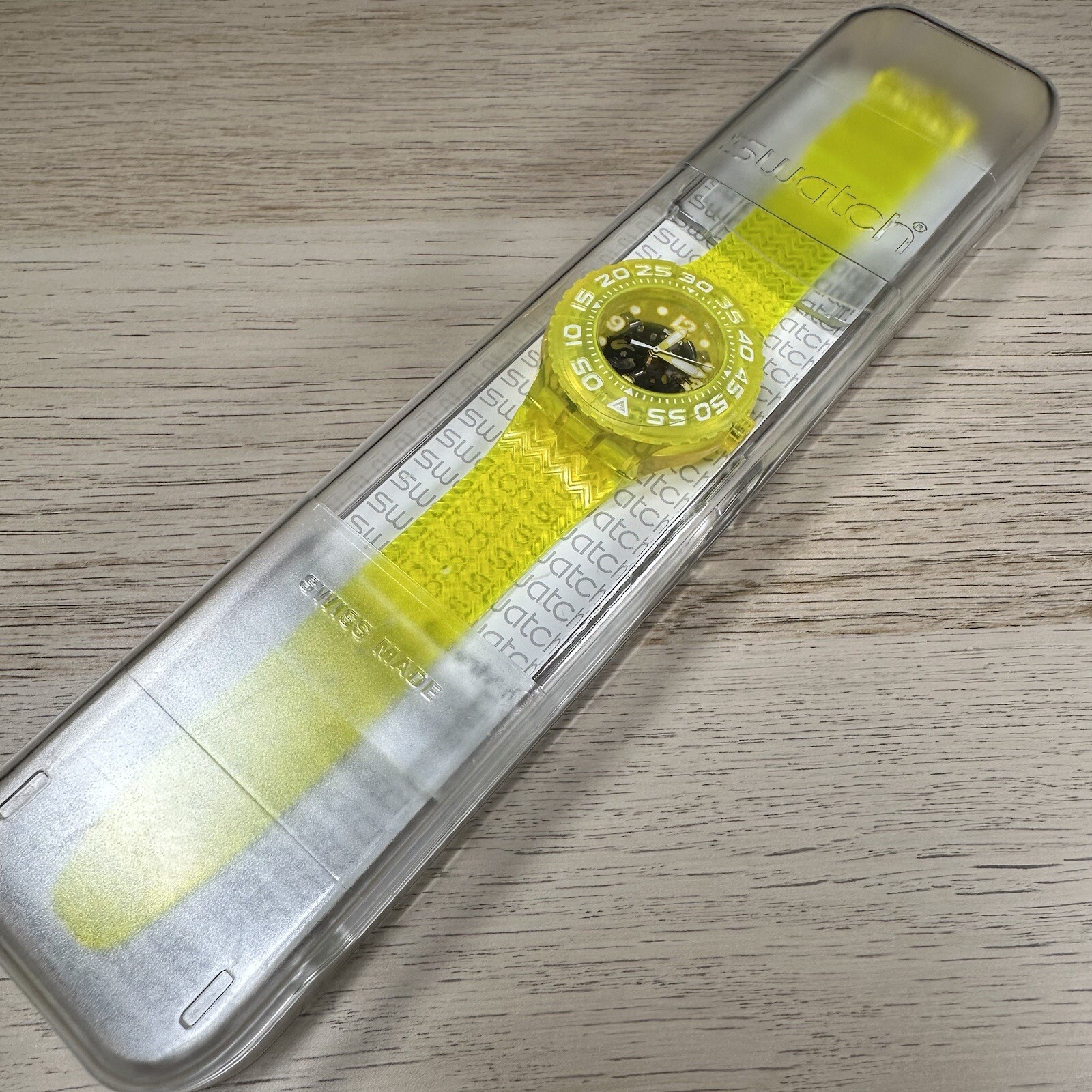 NEW✅ Swatch Yellow Lemon Profond Skeleton Dial Translucent Lemon Yellow Watch