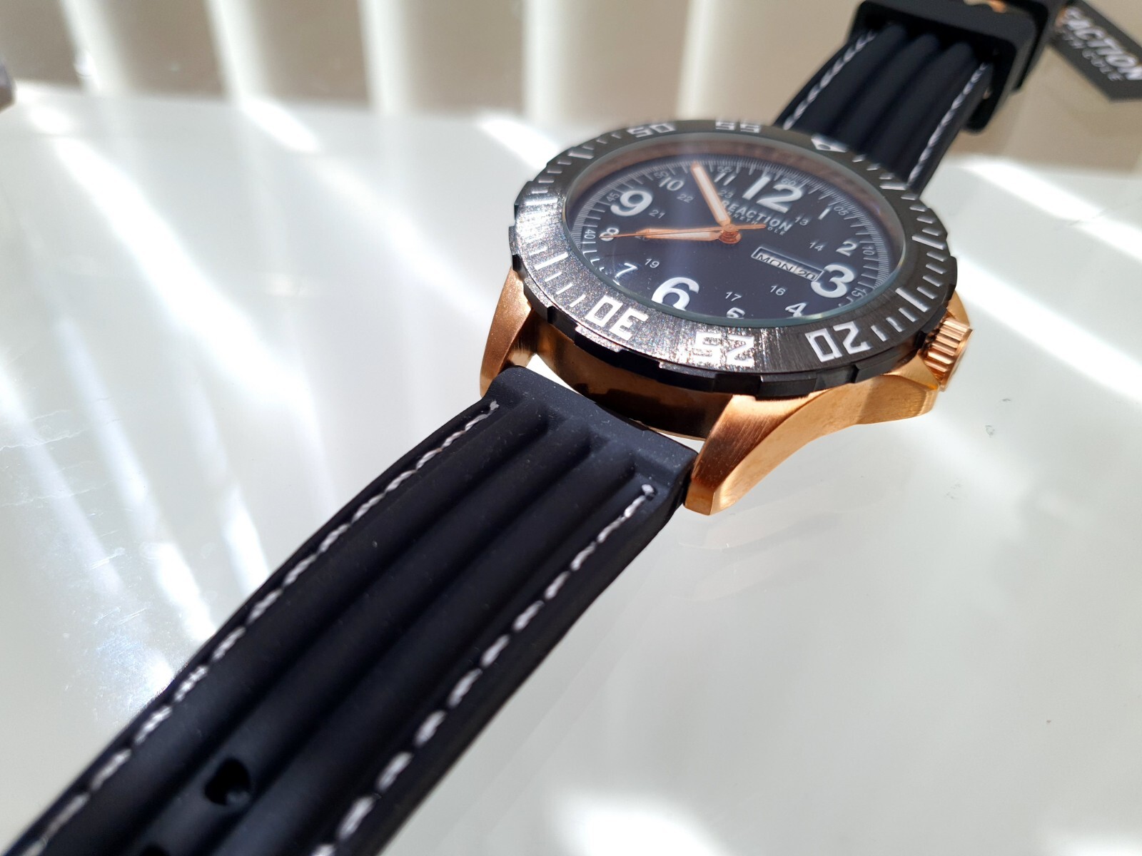 New Kenneth Cole mens watch Day&Date Easy to read black silicone. Gift for Him