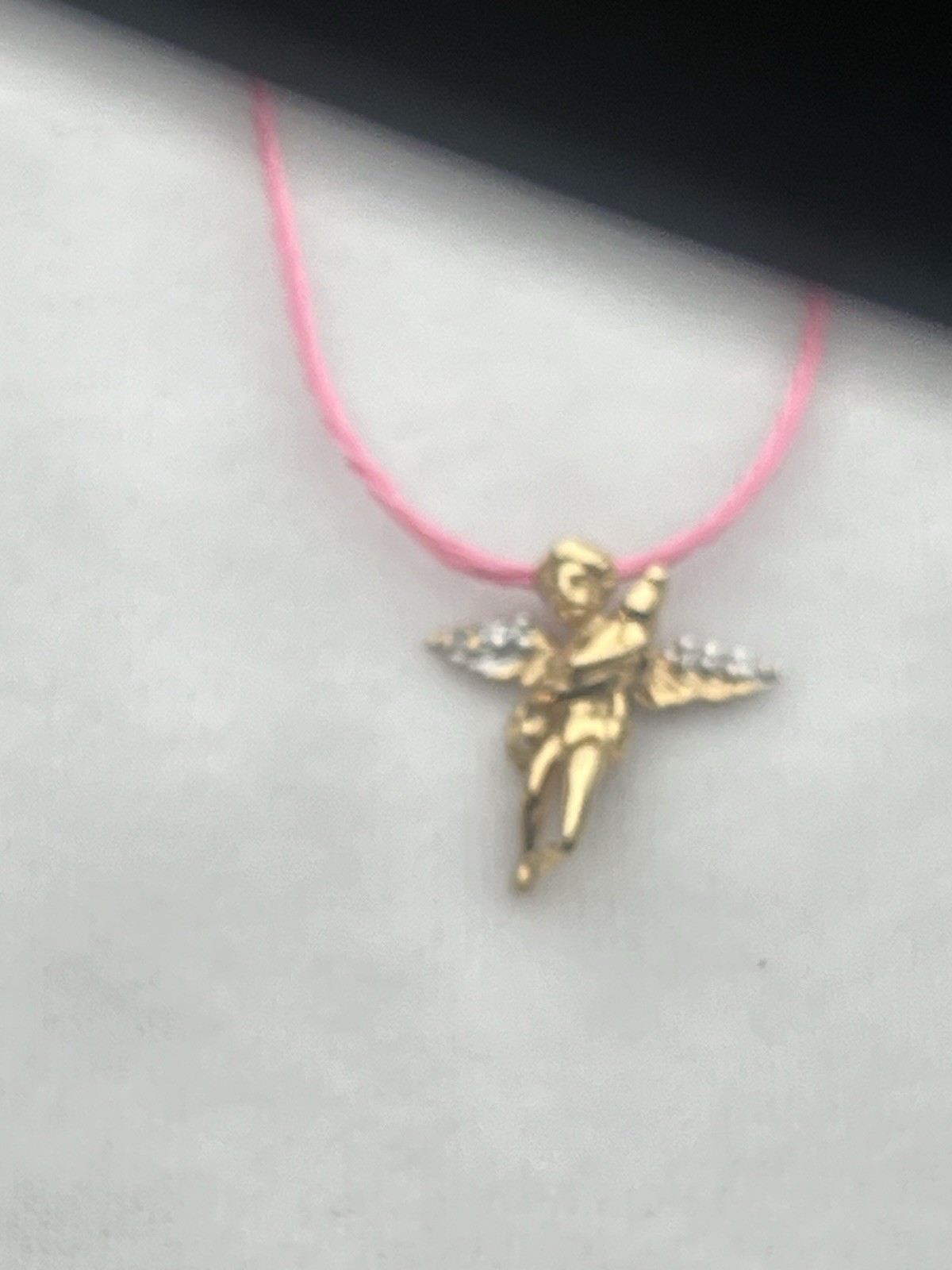 vtg made in Italy 2 gram 14k gold/6Diamond guardian angel pendant sparkly