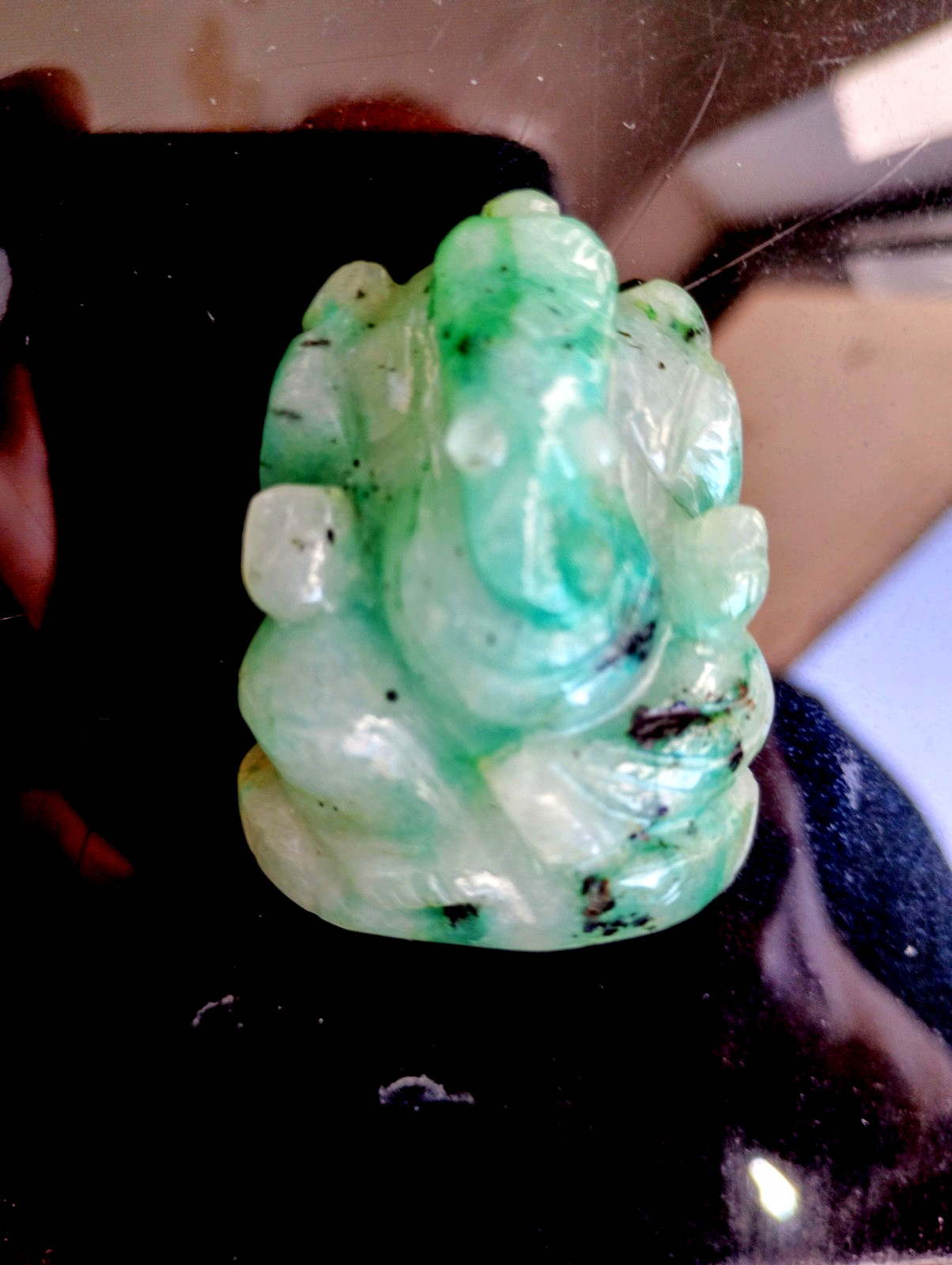 302.75 Ct Emerald Green Ganesh