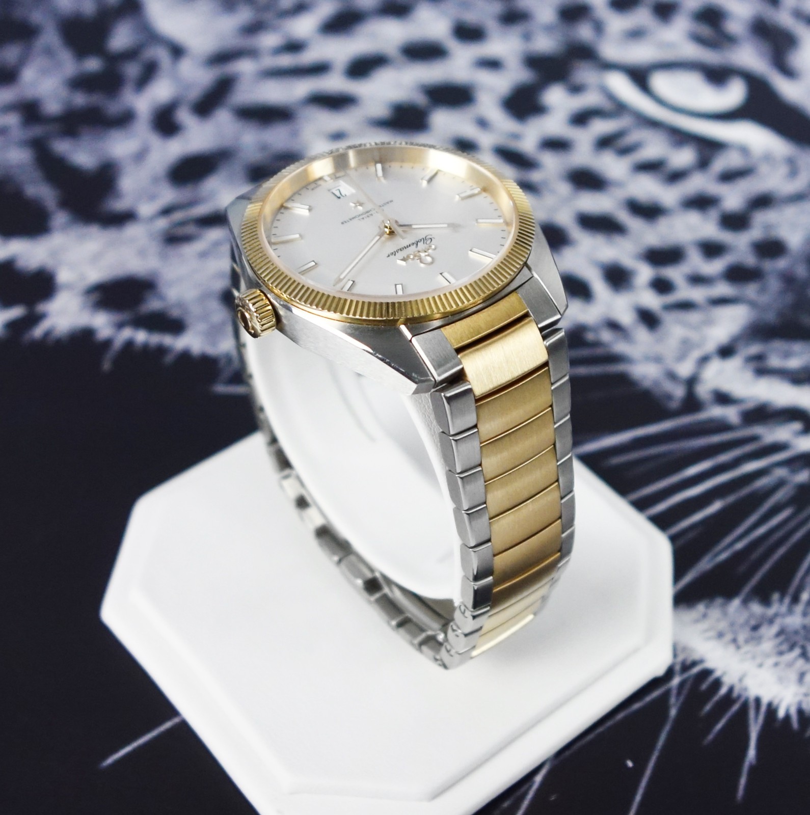 Omega Constellation Globemaster Full Set 2 Tone Gold & Steel 130.20.39.21.03.001