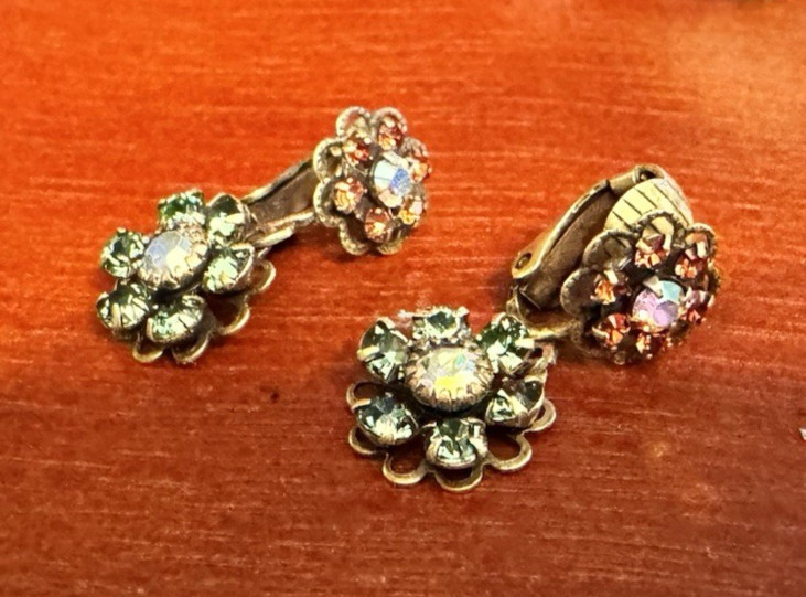 Gorgeous Liz Palacios Earrings Lever AB Crystal Flower Burst Swarovski VTG 80’s