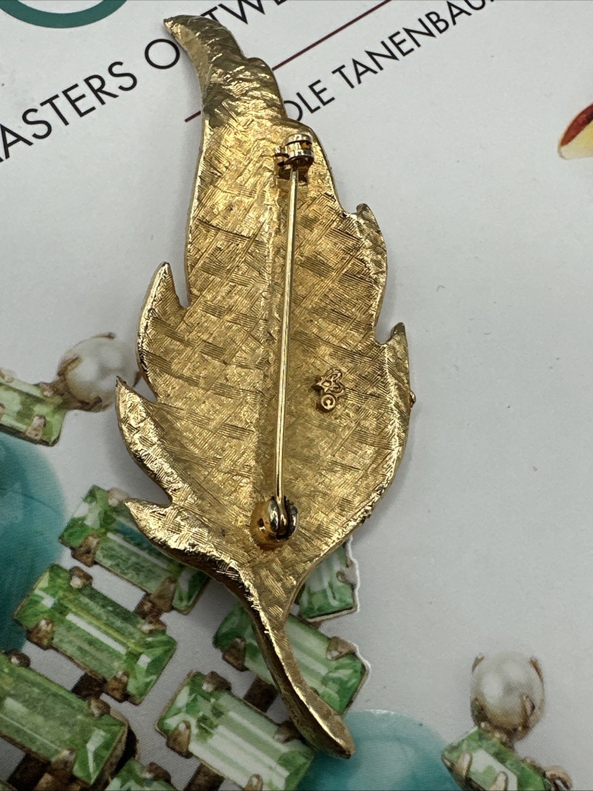 Vintage Leaf Brooch Gold Tone #885