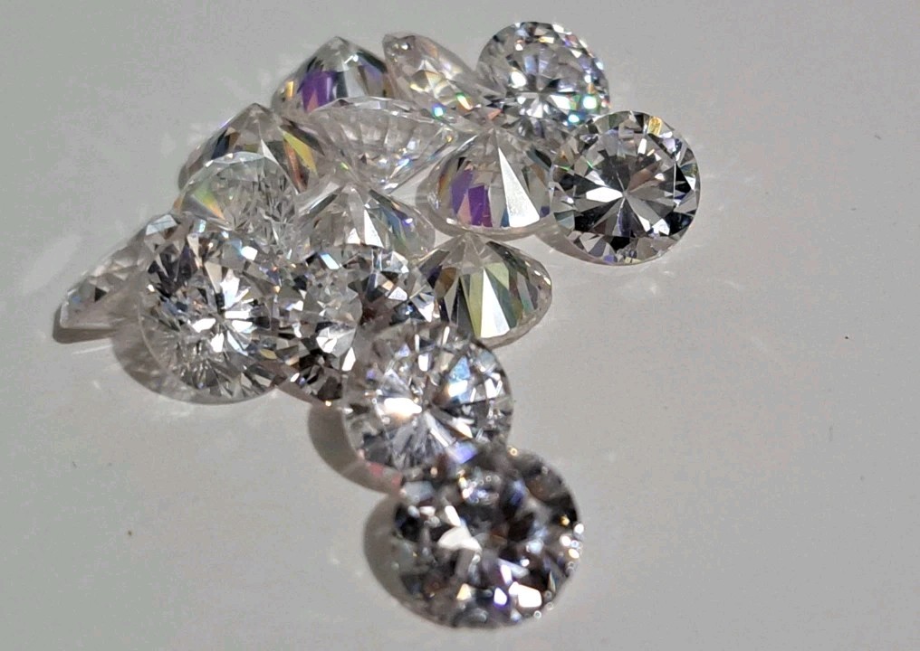 50 pieces 9.5mm Round CZ’s Cubic Zirconia Loose Stones