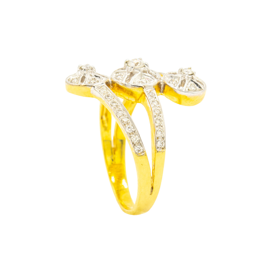 3 pieces cluster ring 9k gold 3.3 gram Natural Diamond 0.29 carat ring size 7