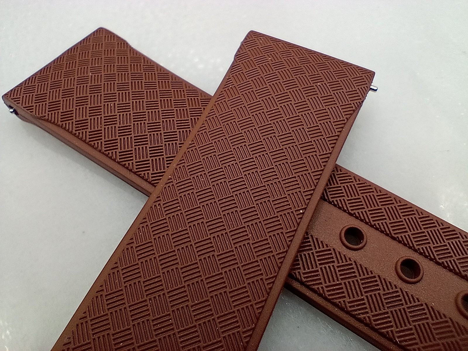 New 20mm Watchgecko Zuludiver HNBR Rubber Watch Strap Brown Quick Release 6B428