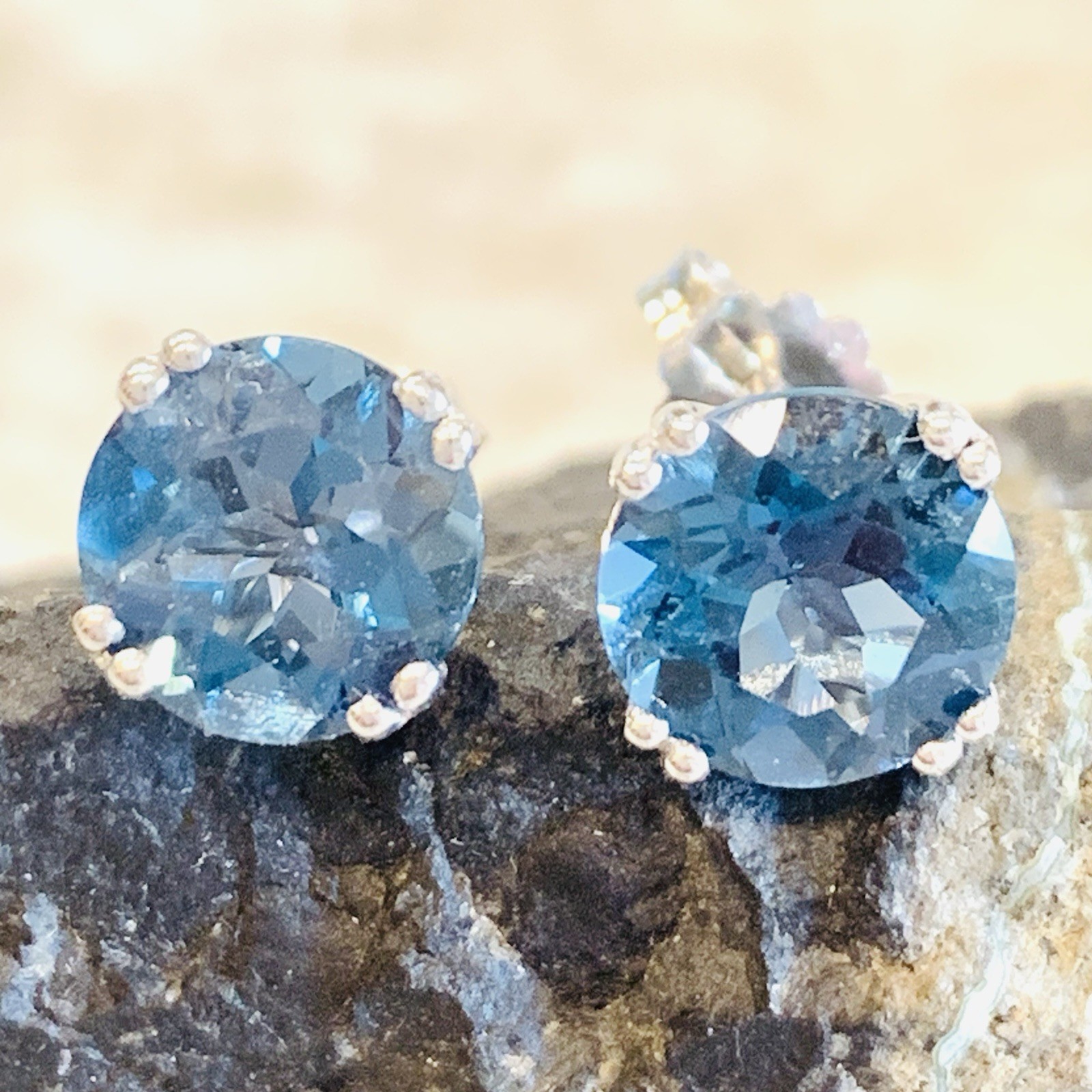 5 Ctw London Blue Topaz Earrings 14k Solid White Gold Stud Natural 1.85gr 8mm