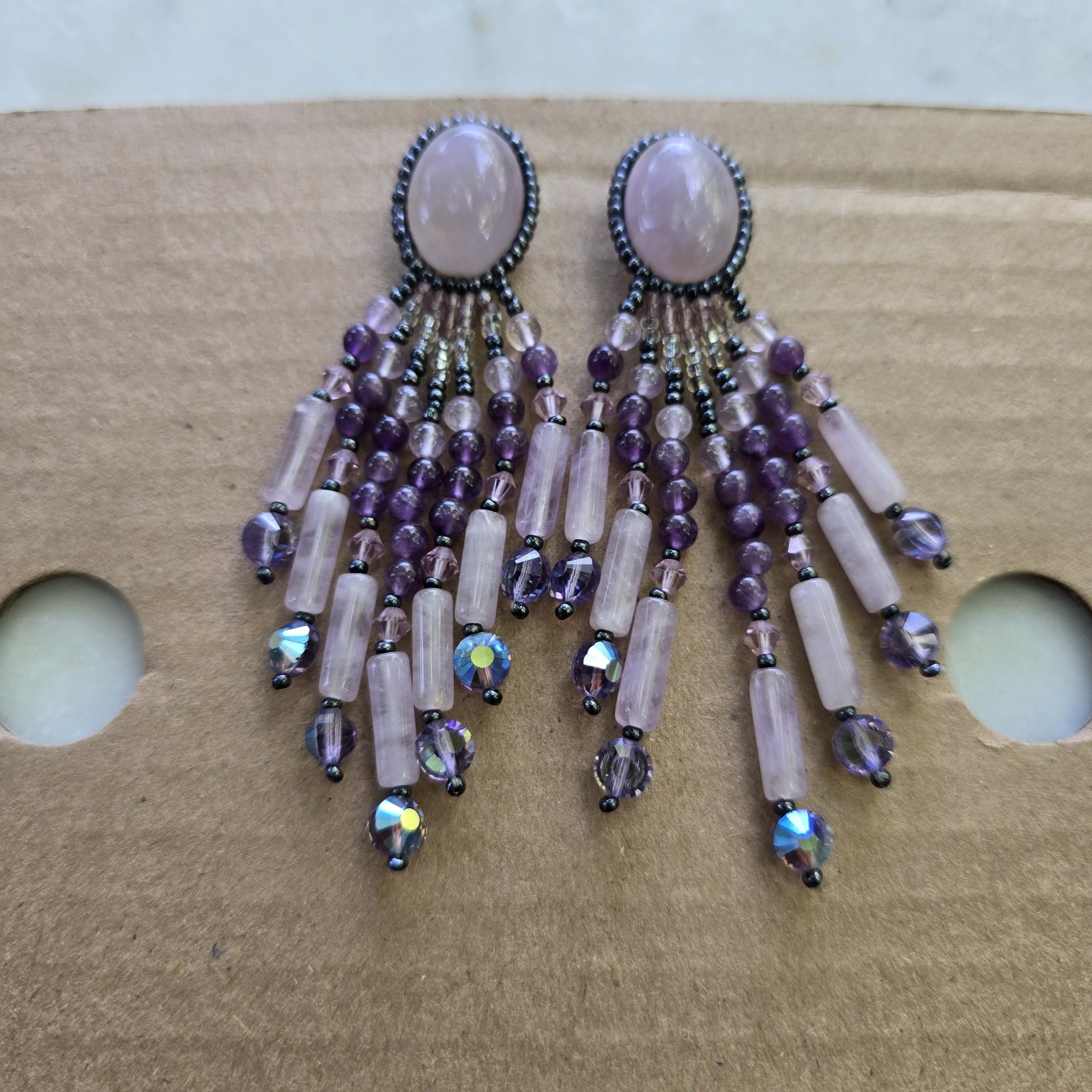 Vintage Chipita Purple Dangle/Lavander Beaded Earrings Pierced (Unsign)