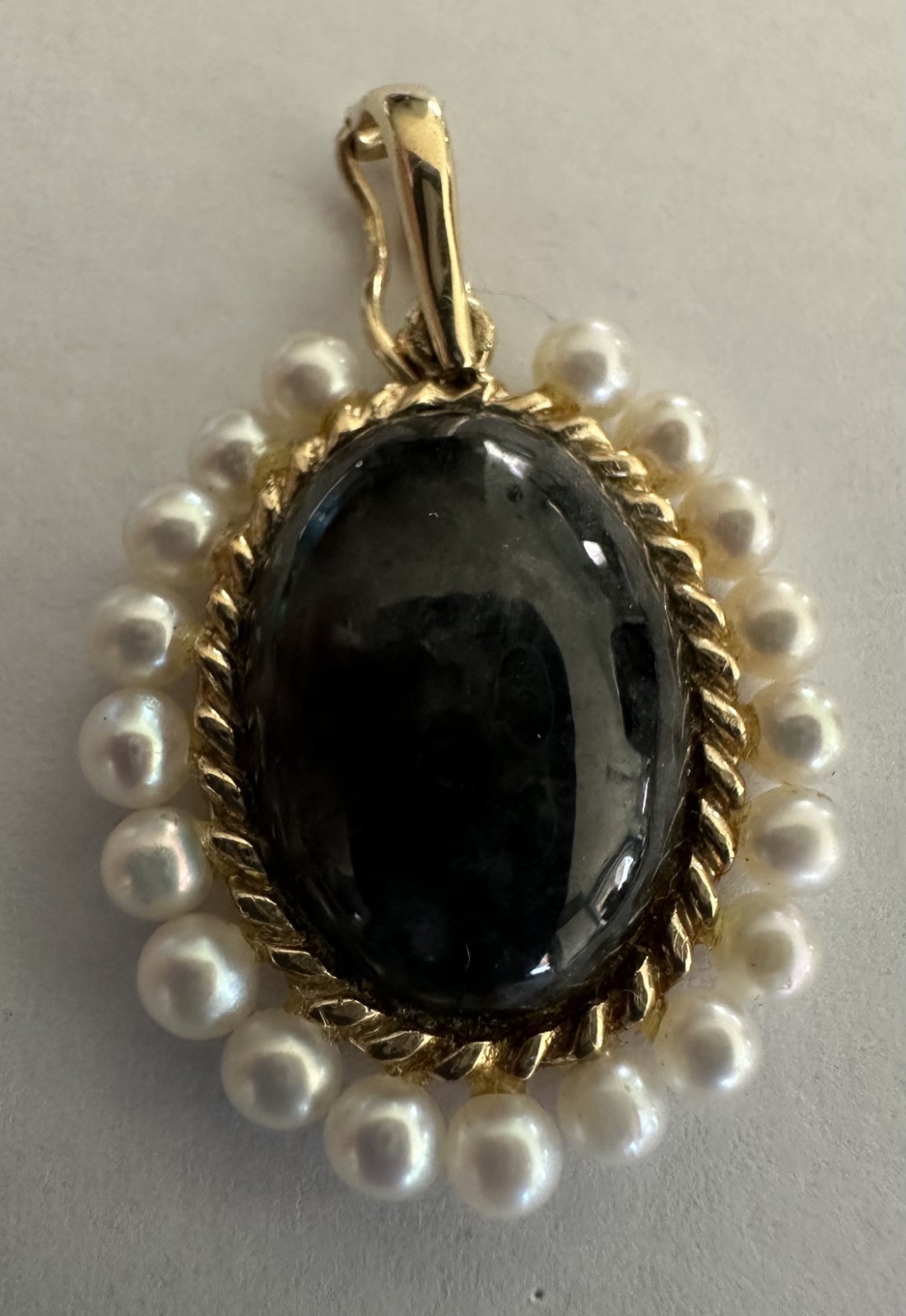 14k Yellow Gold Black/Dark Gray Stone Pearl Pendant Enhancer WV Hong Kong