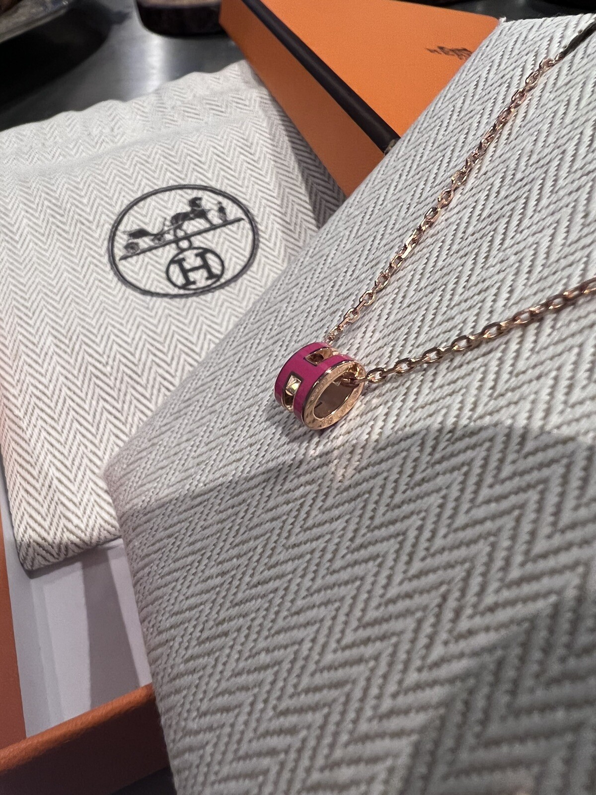 Brand New Hermes mini Pop H Necklace Rose Extreme Rose Gold Plated Hardware