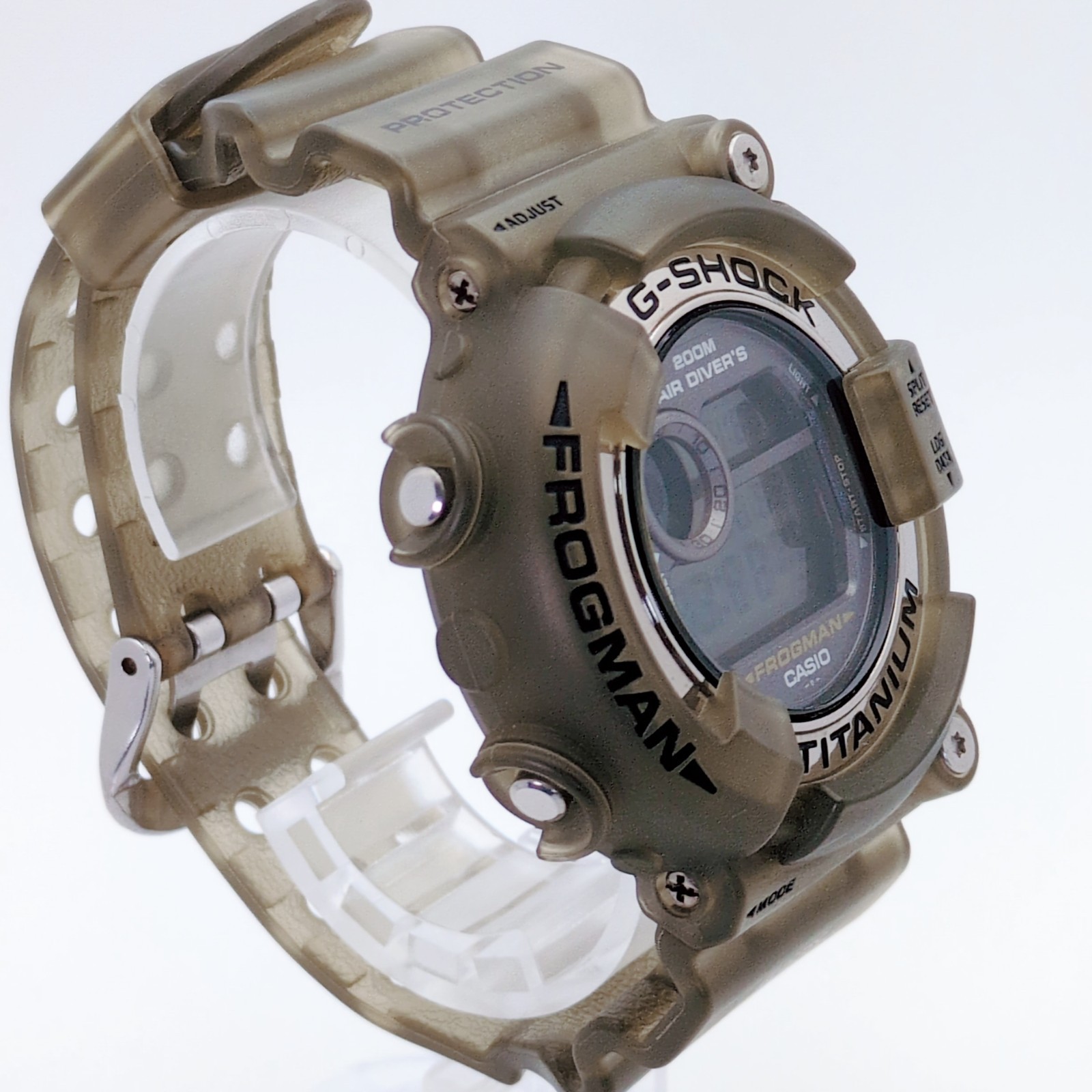 CASIO G-SHOCK FROGMAN DW-8200MS-8T Men in Smoke Titanium Japan