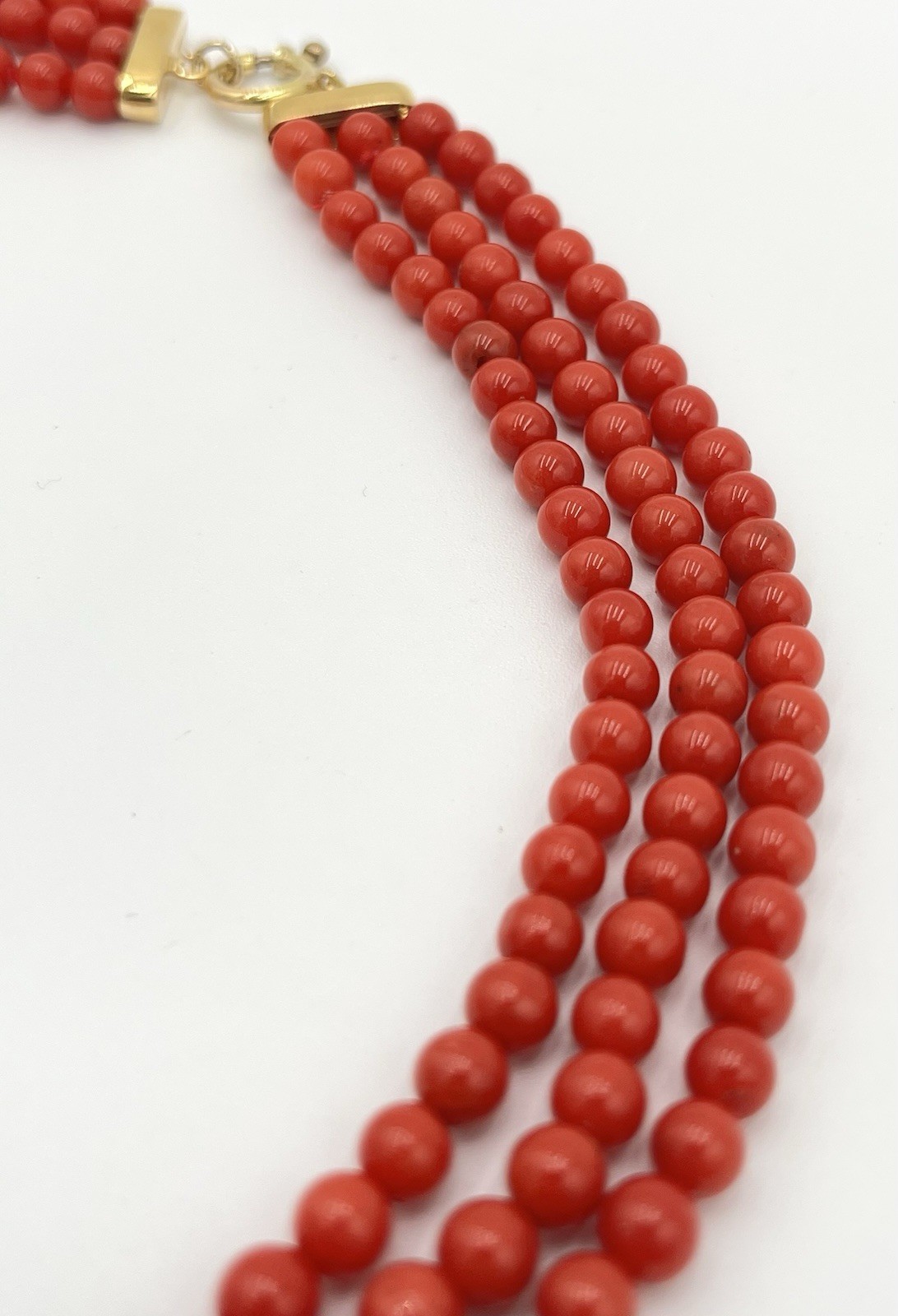 Natural Mediterranean Red Coral 3 Strand Necklace 5mm 18kt Gold 62g Made Italy