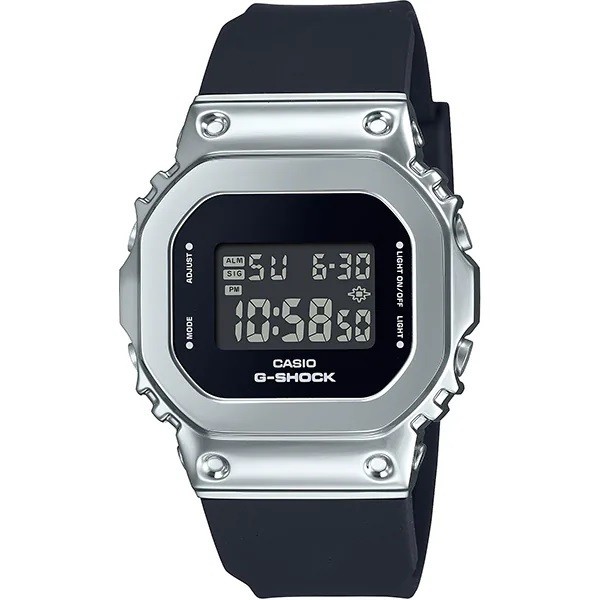 brand new Casio G SHOCK GM S5600U 1JF Metal Covered Silver Digital 20 ATM water