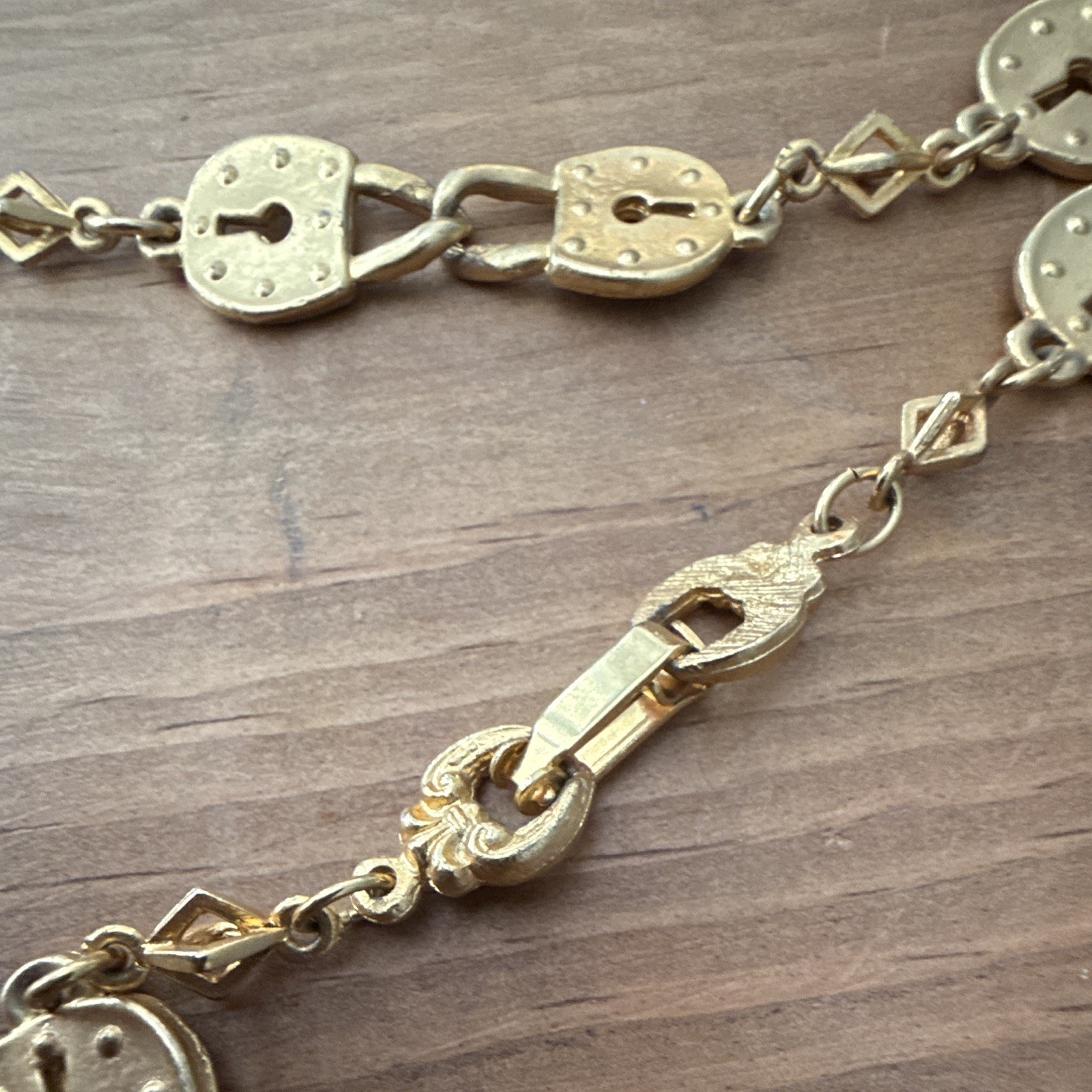 Gold Tone Padlock Link Chain Statement Necklace Metal Lobster Clasp