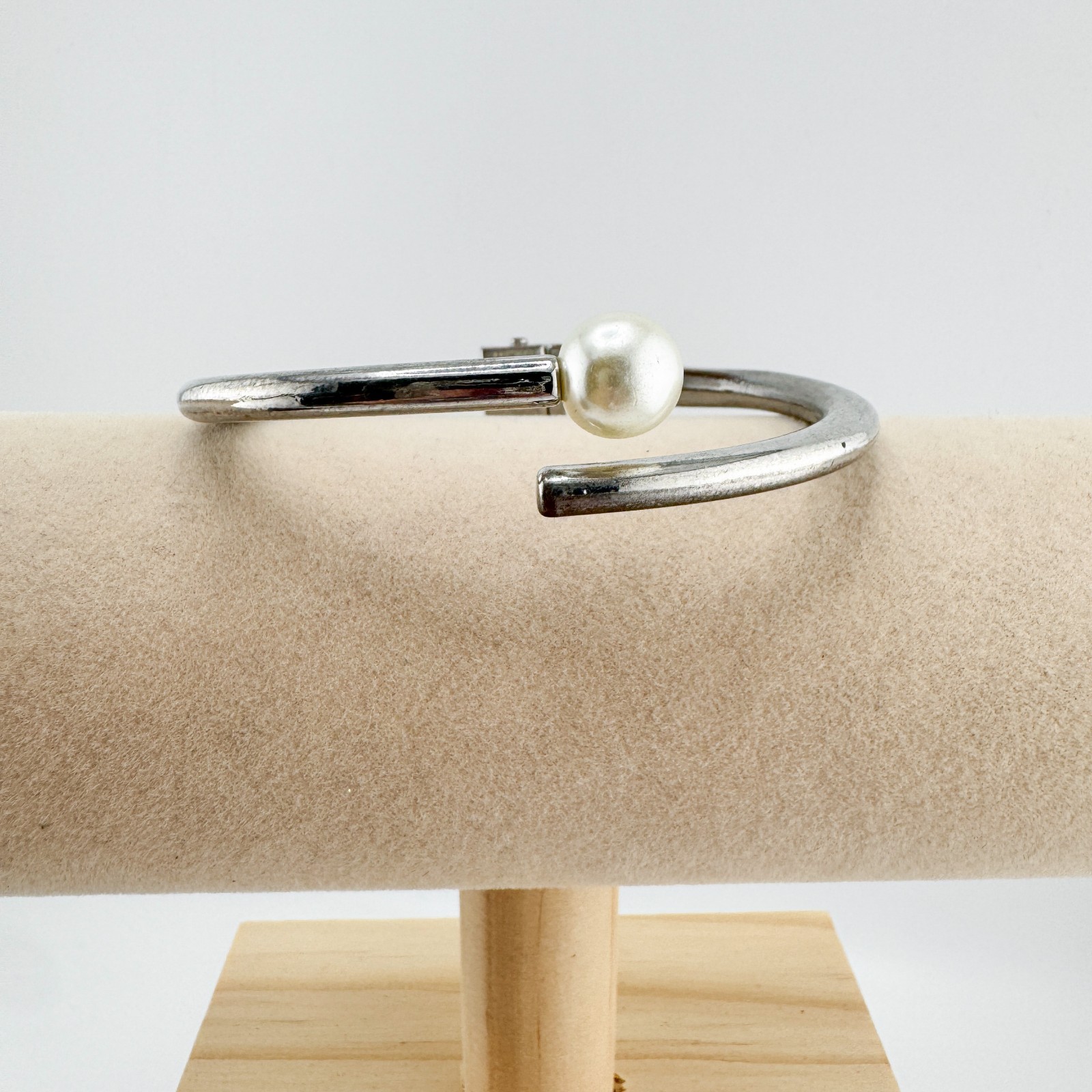 Vintage Silver Tone Open Ended Hinge Bangle Bracelet with Faux Pearl Accent