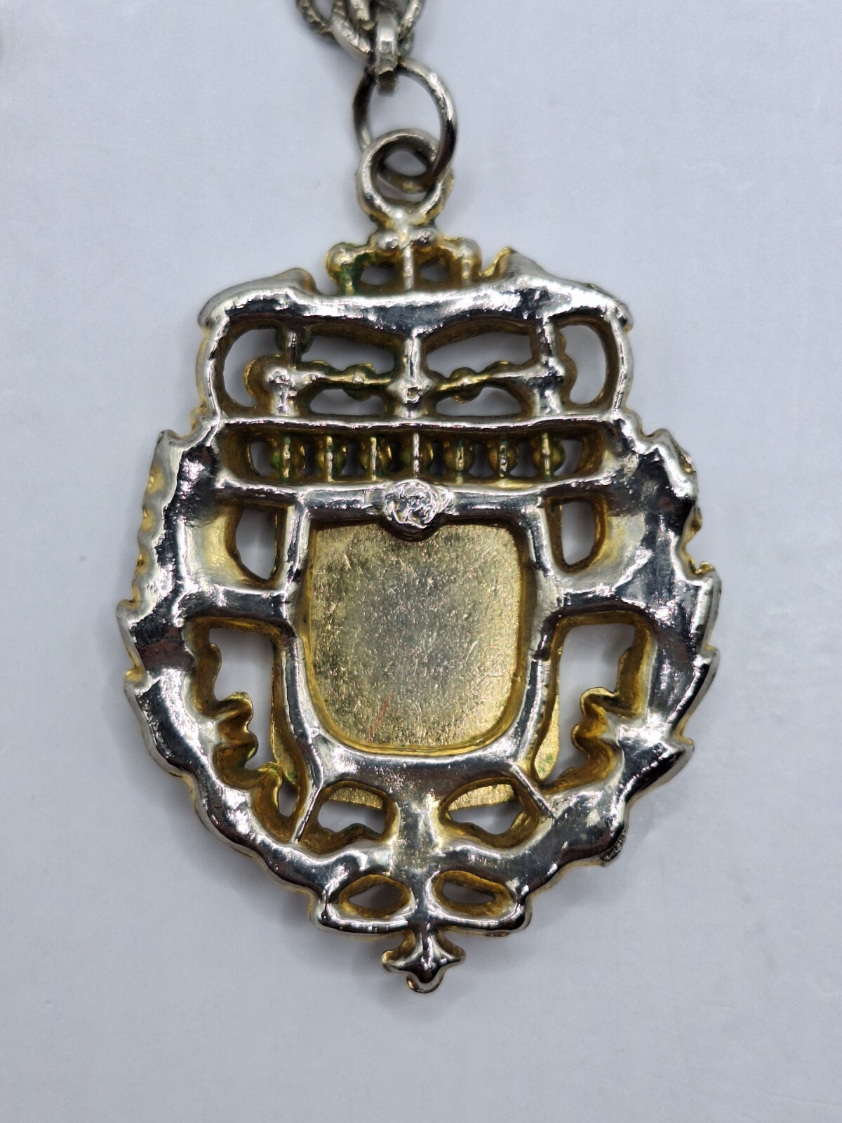Vintage Crest Crown Eagle Pendent & Necklace Silver Tone VGC