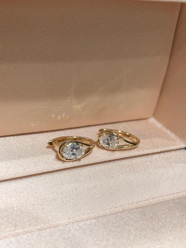 IGI 3.00 Ct E-VS1 Oval Lab Grown Diamond Hoop/Huggie Earrings 14K Yellow Gold