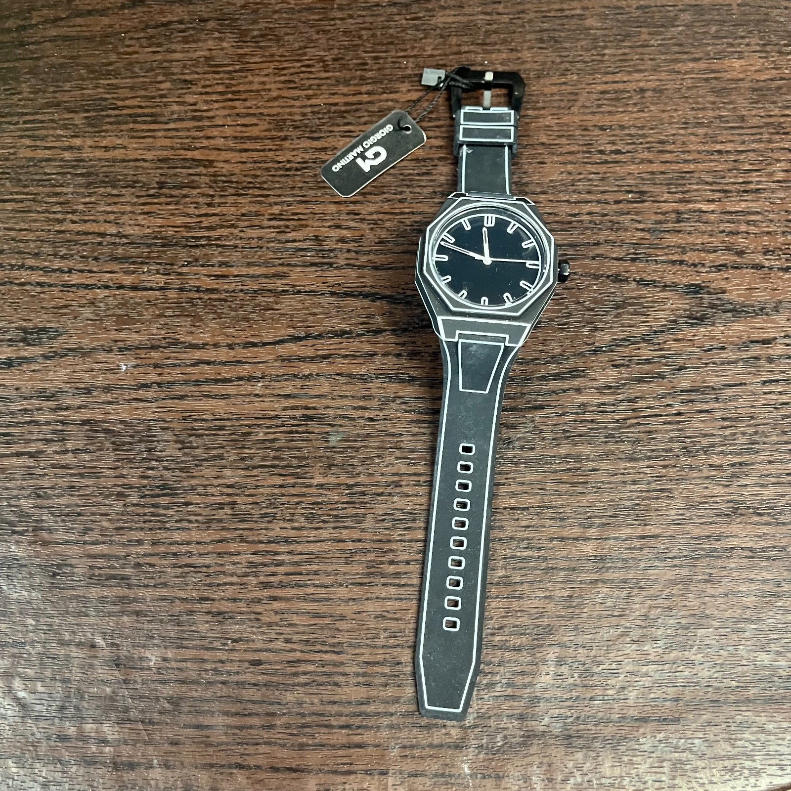 GIORGIO MARTINO Unisex Black Outline Watch Unique Octagonal Case Silicone Strap
