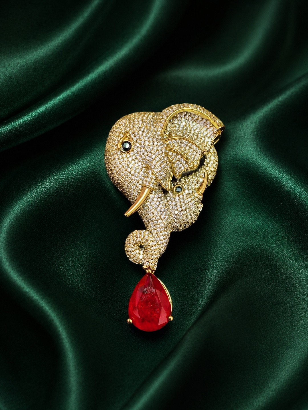 Victorian Elephant Brooch Pin Brass Gold Plated Doublet AAA AD Red Stone
