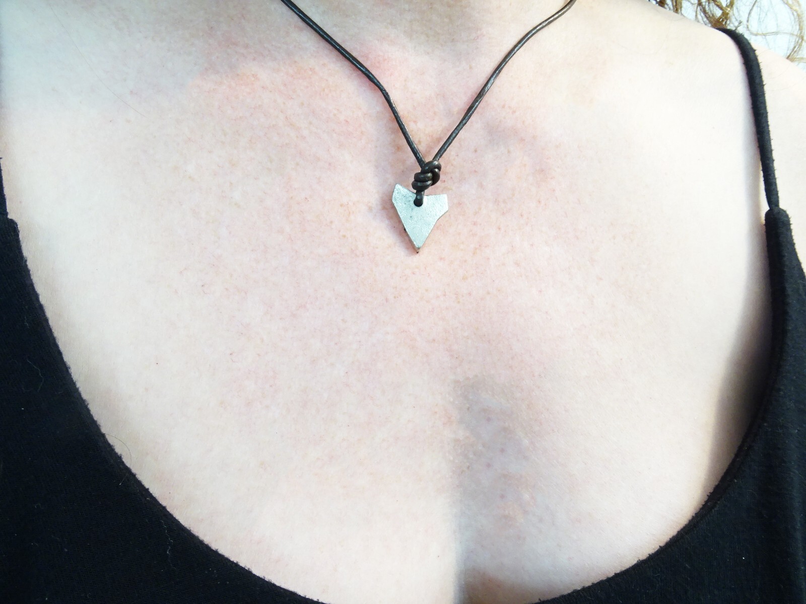 Brand New Metal Shark Tooth Leather Surfer Skater Boho Y2K Unisex 18” Necklace