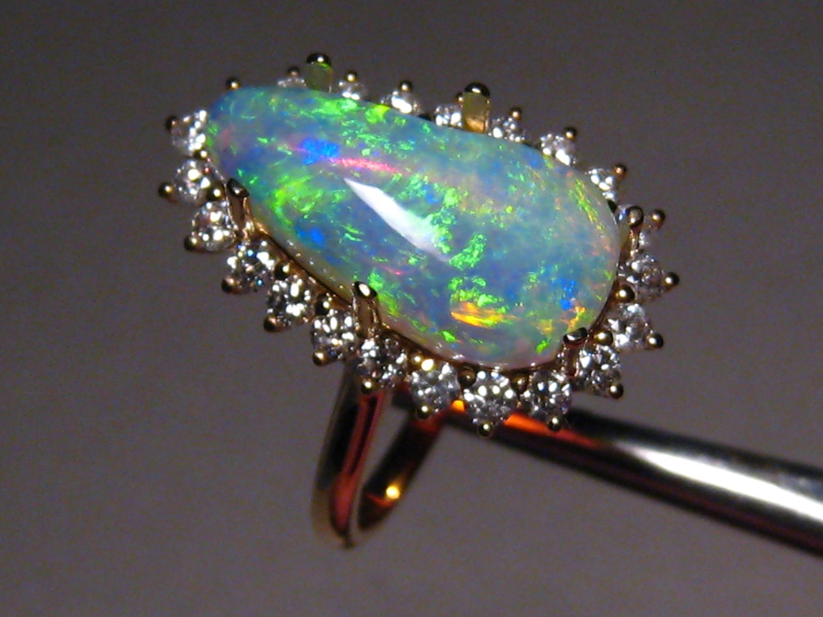 3.7 ct. , Gem Opal & Diamond Ring , Solid 18k Yellow Gold
