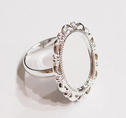 8 of 18x13mm Shiny Silver Adjustable Closed Loop Scalloped Ring Settings