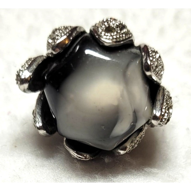 Statement Ring Flower Framed Agate Black Gray White Cabochon Sz 7 1/4 Boho Fairy