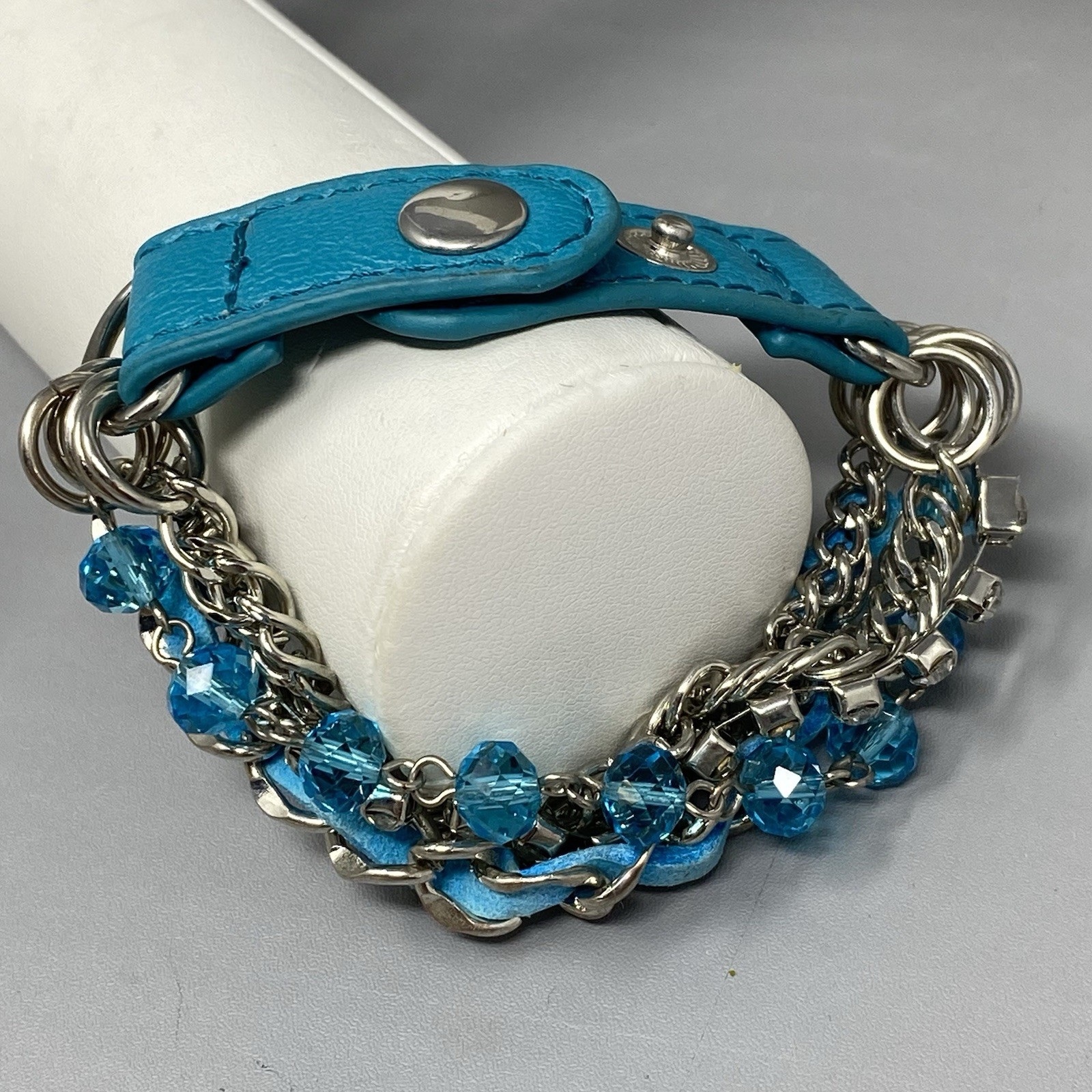 Layered Blue Glass Bead Bracelet Silver Tone Metal Chain Button Snap Punk 6.5″