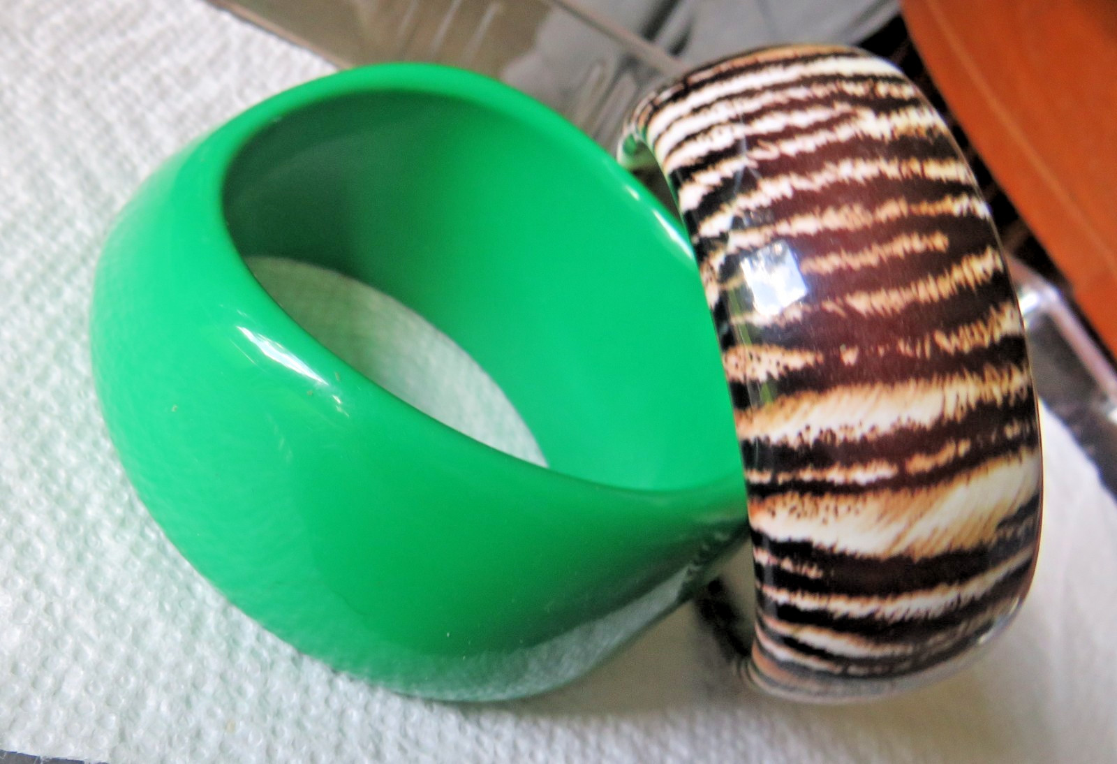 Lot of 2 Bangle Bracelets Green Plus Black Brown White Animal Look Chunky