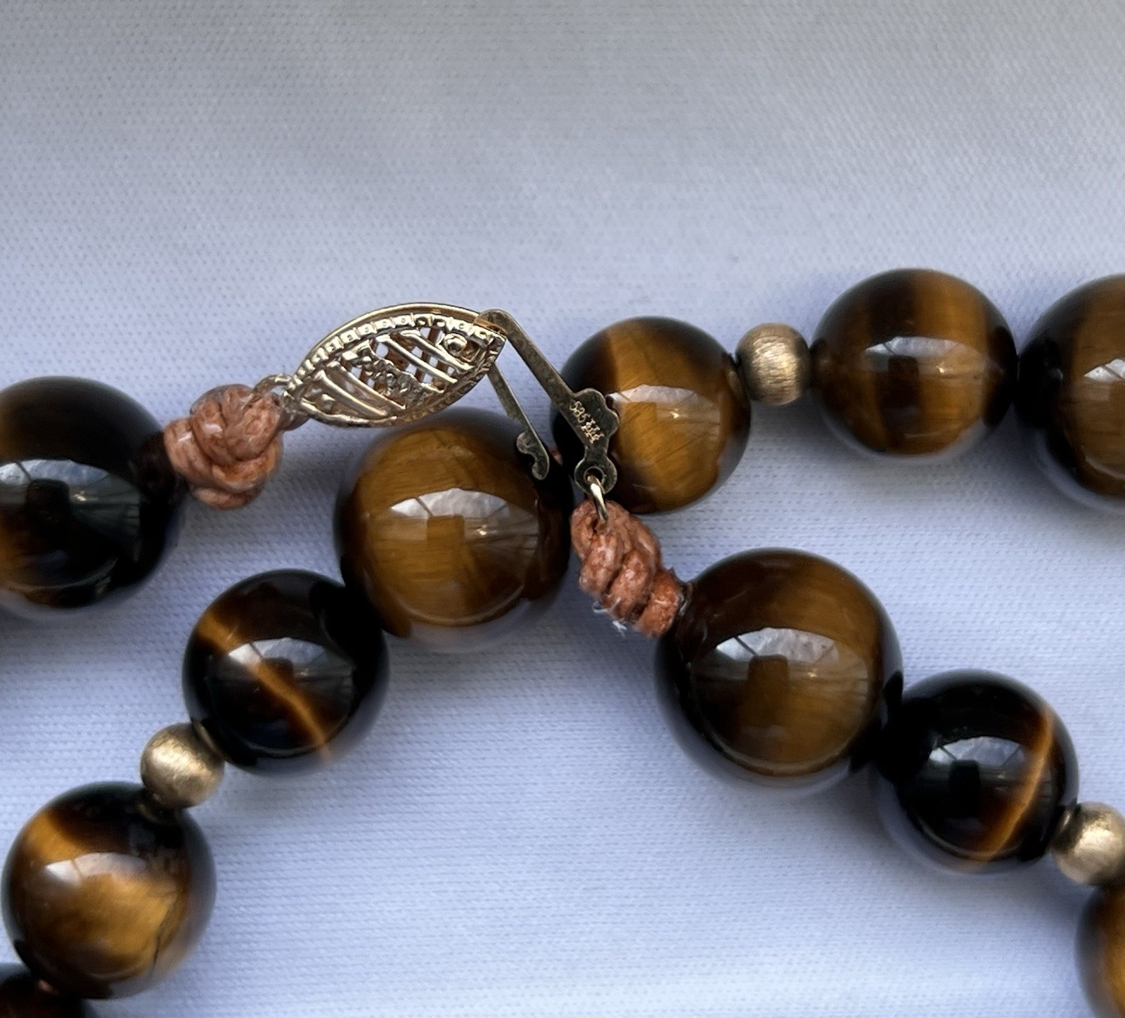 Brown Round Tiger’s Eye Gemstone Beaded Necklace 14k Gold Clasp Closure